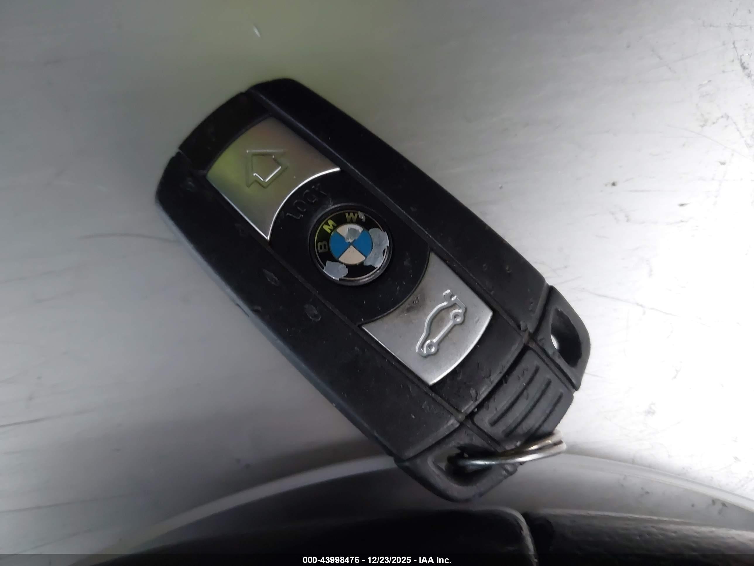 BMW 328I image 11