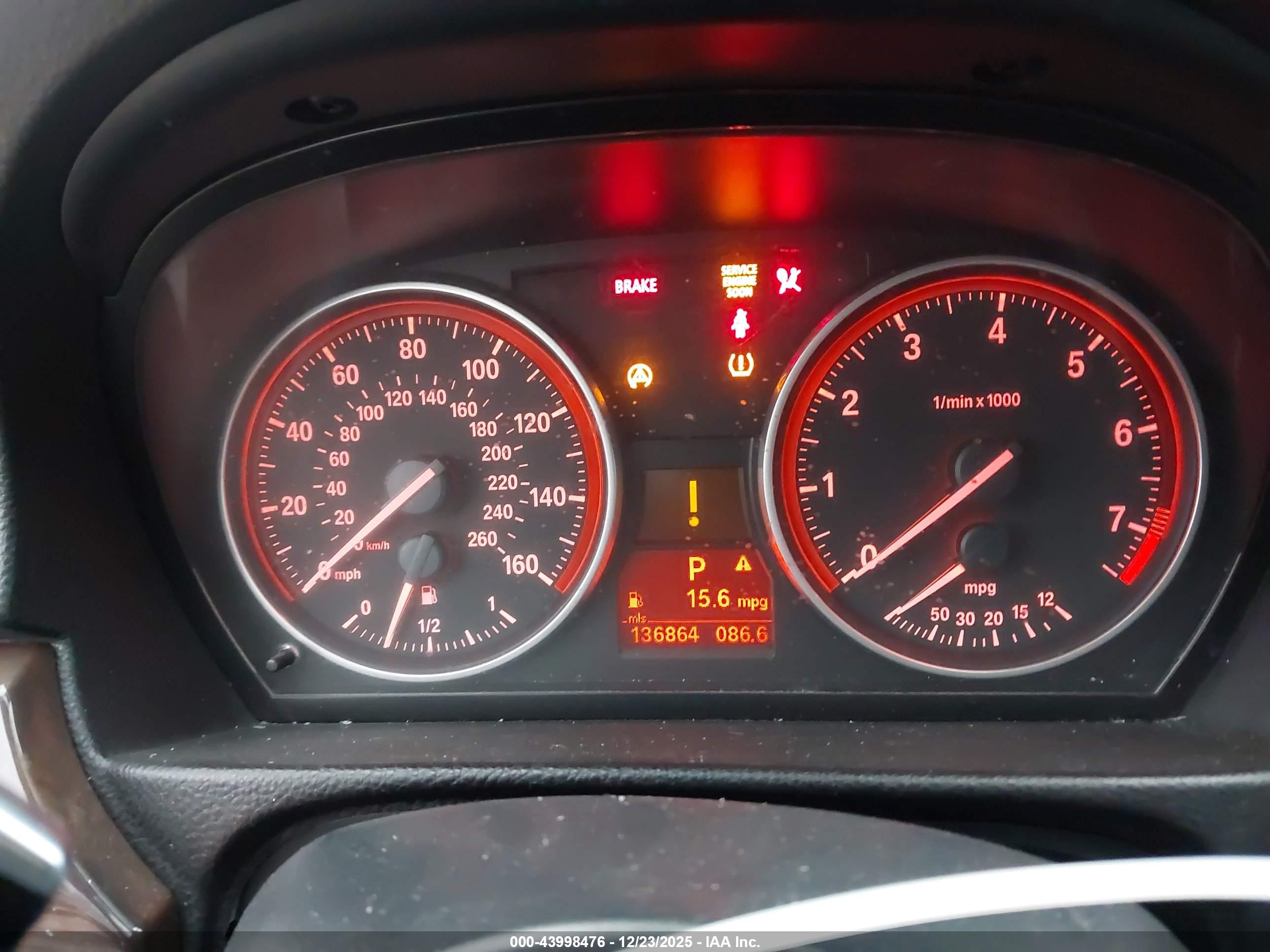 BMW 328I image 7