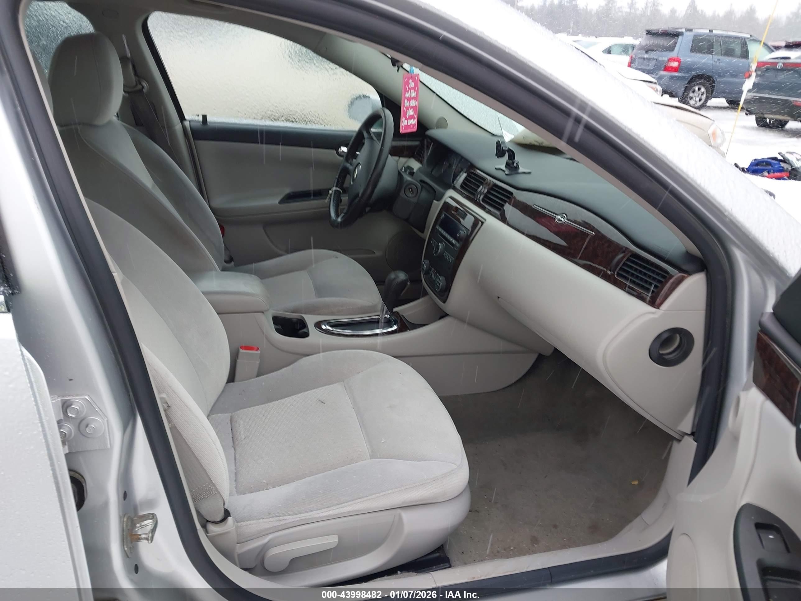 CHEVROLET IMPALA image 5