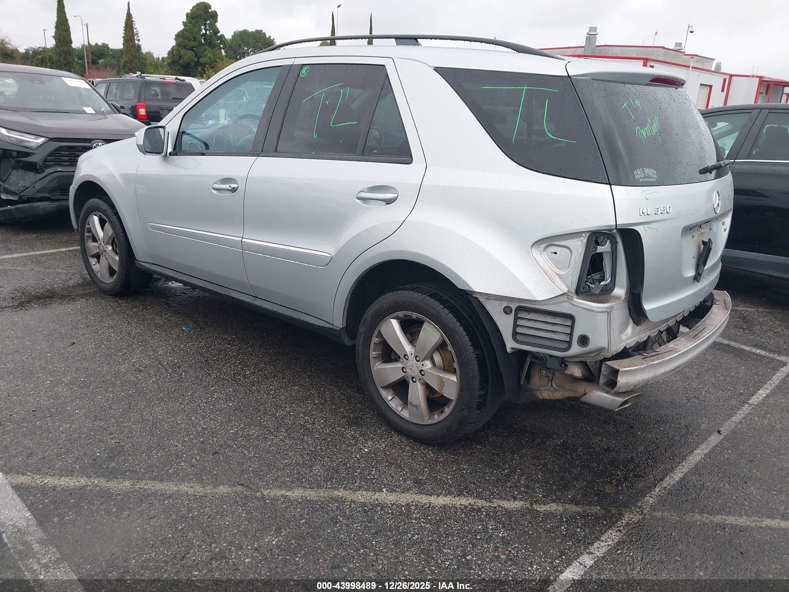 MERCEDES-BENZ ML image 3