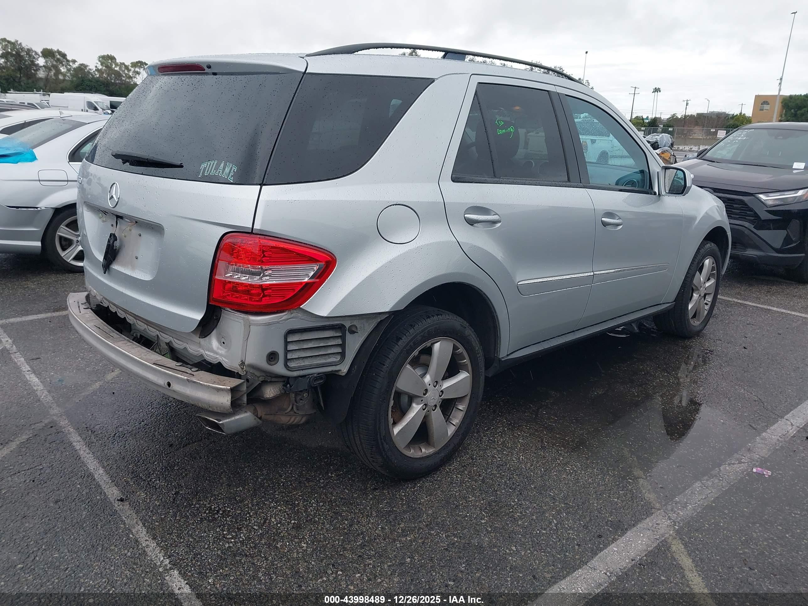 MERCEDES-BENZ ML image 4