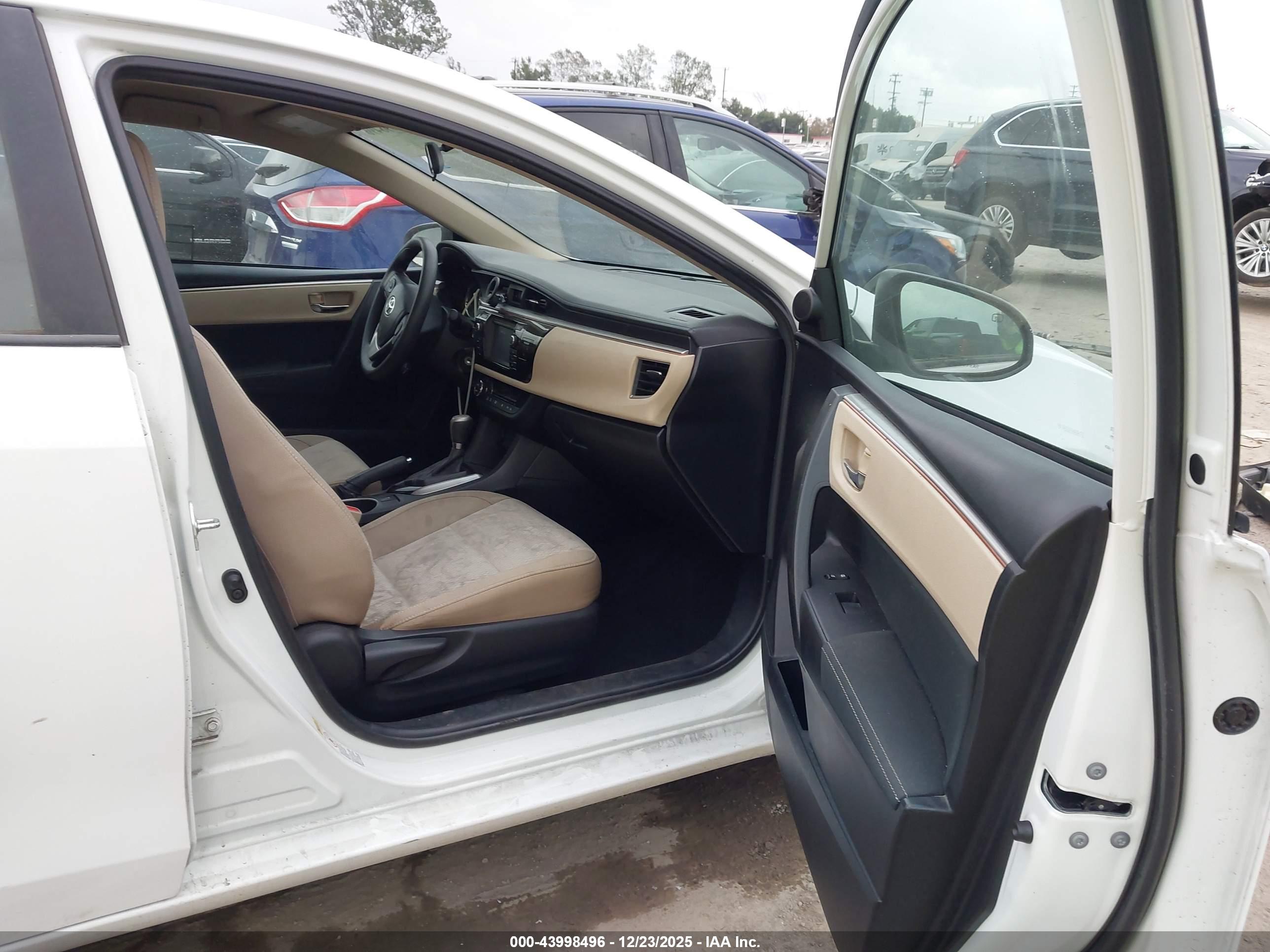 TOYOTA COROLLA image 5