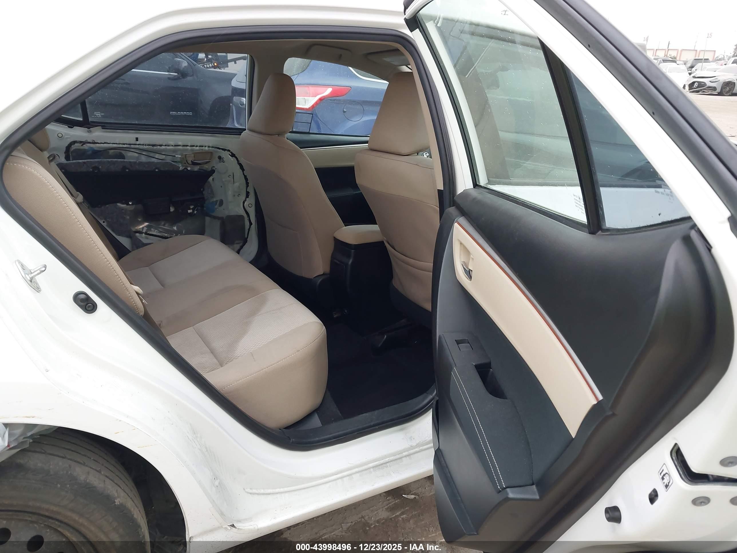 TOYOTA COROLLA image 8