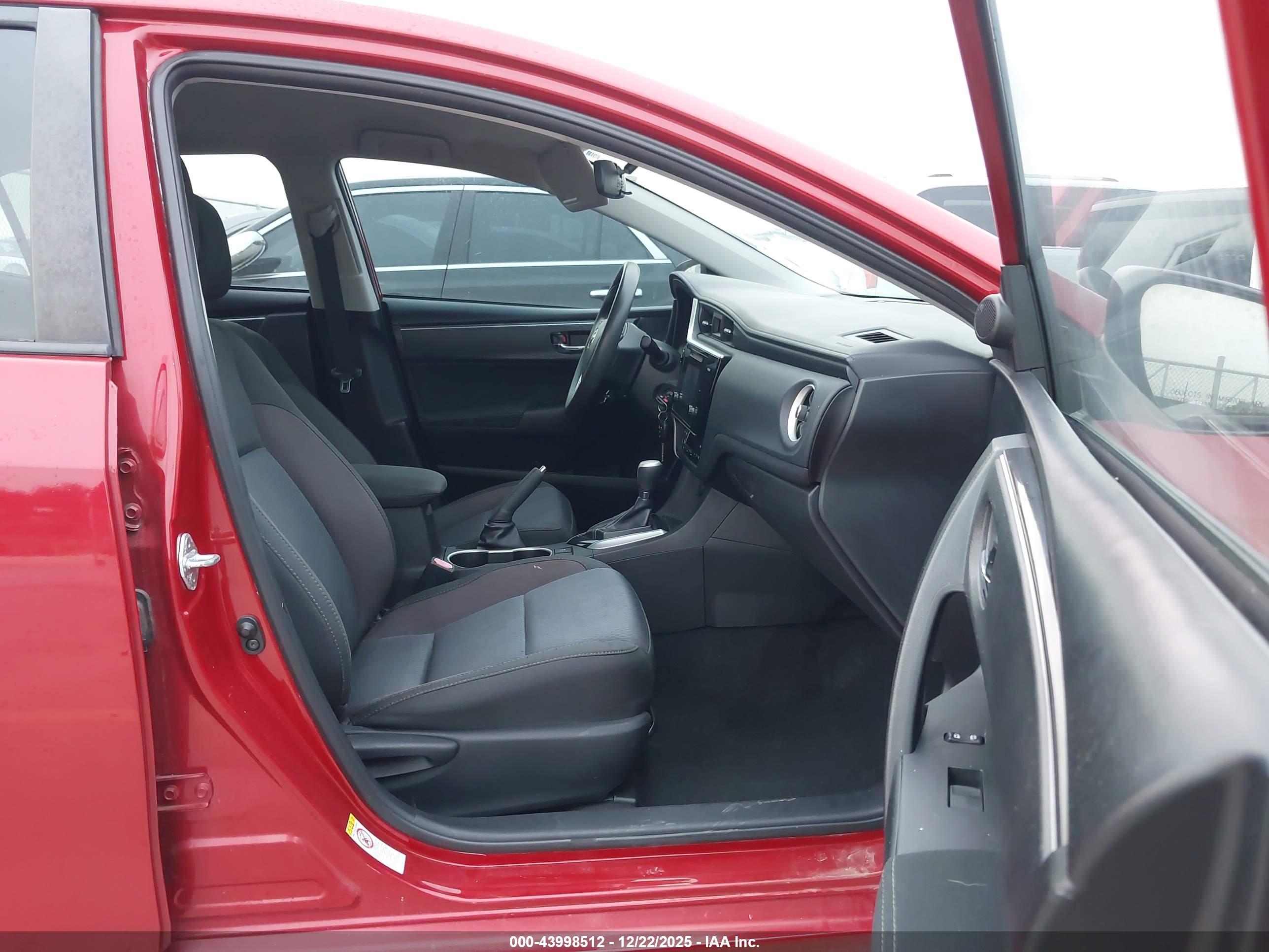 TOYOTA COROLLA image 5