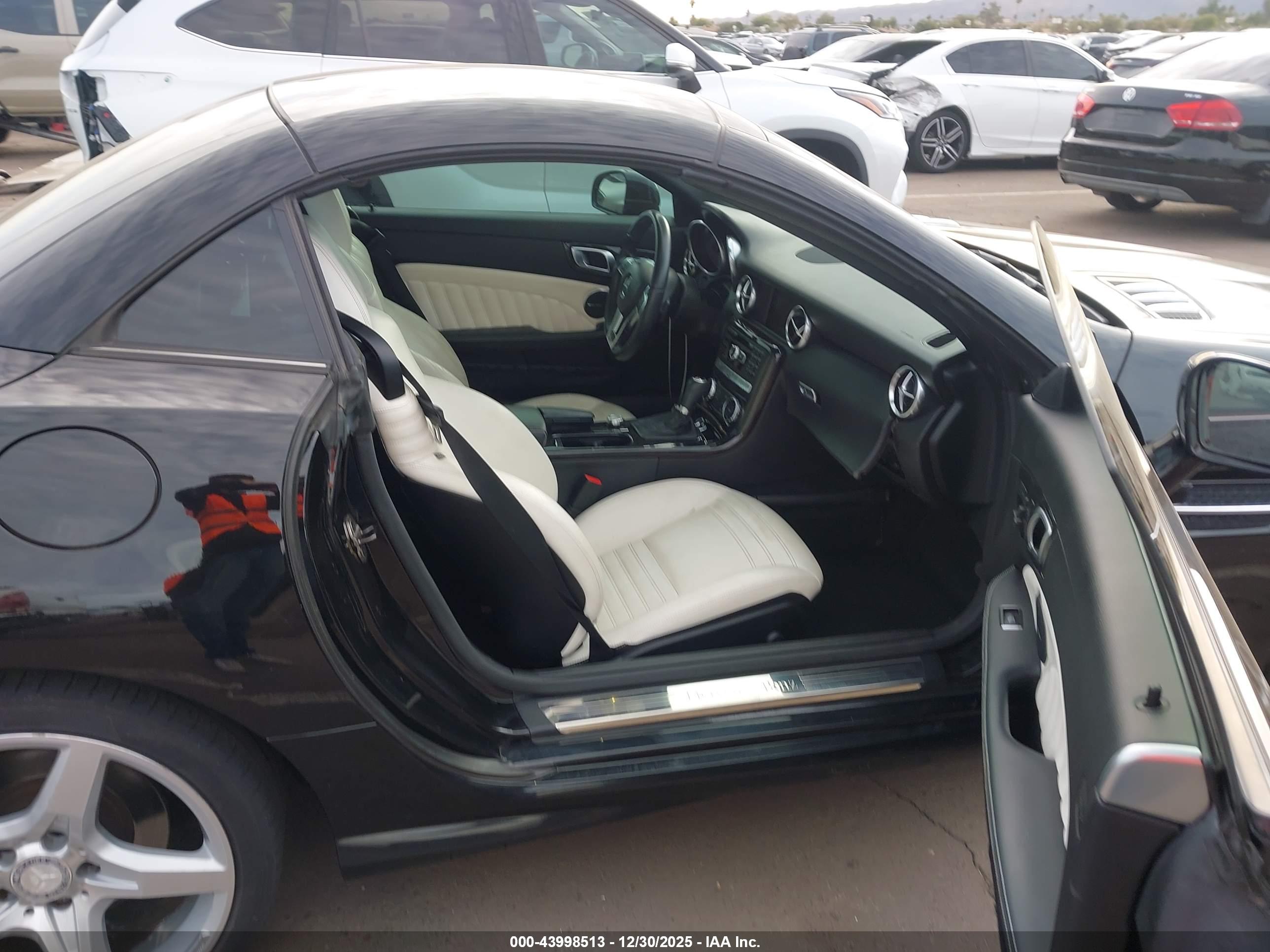 MERCEDES-BENZ SLK image 5