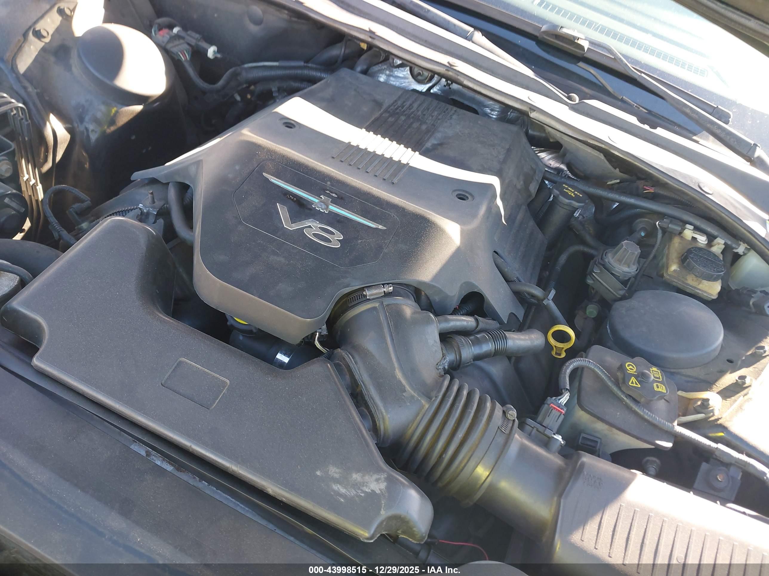 FORD THUNDERBIRD image 10