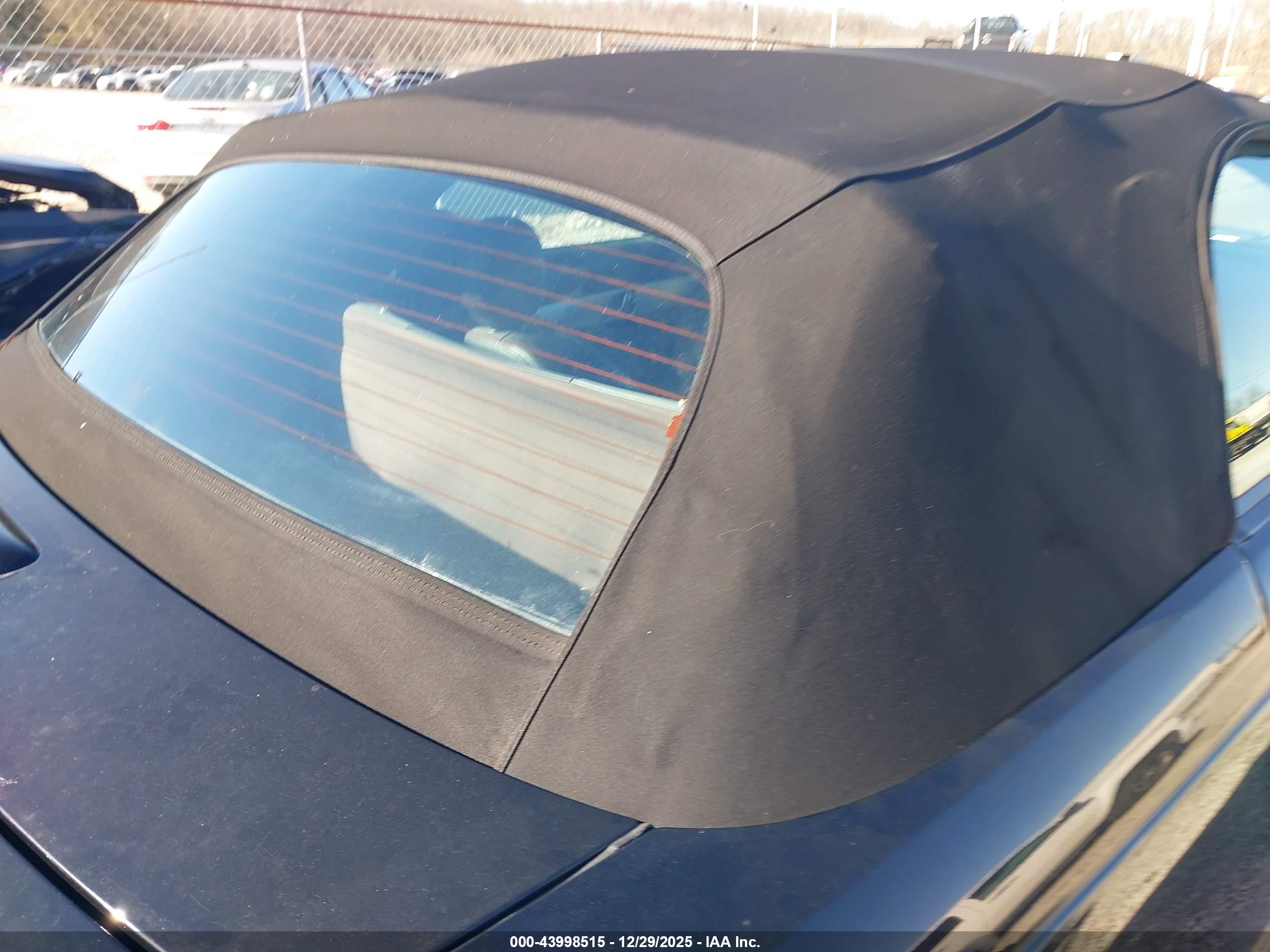 FORD THUNDERBIRD image 8