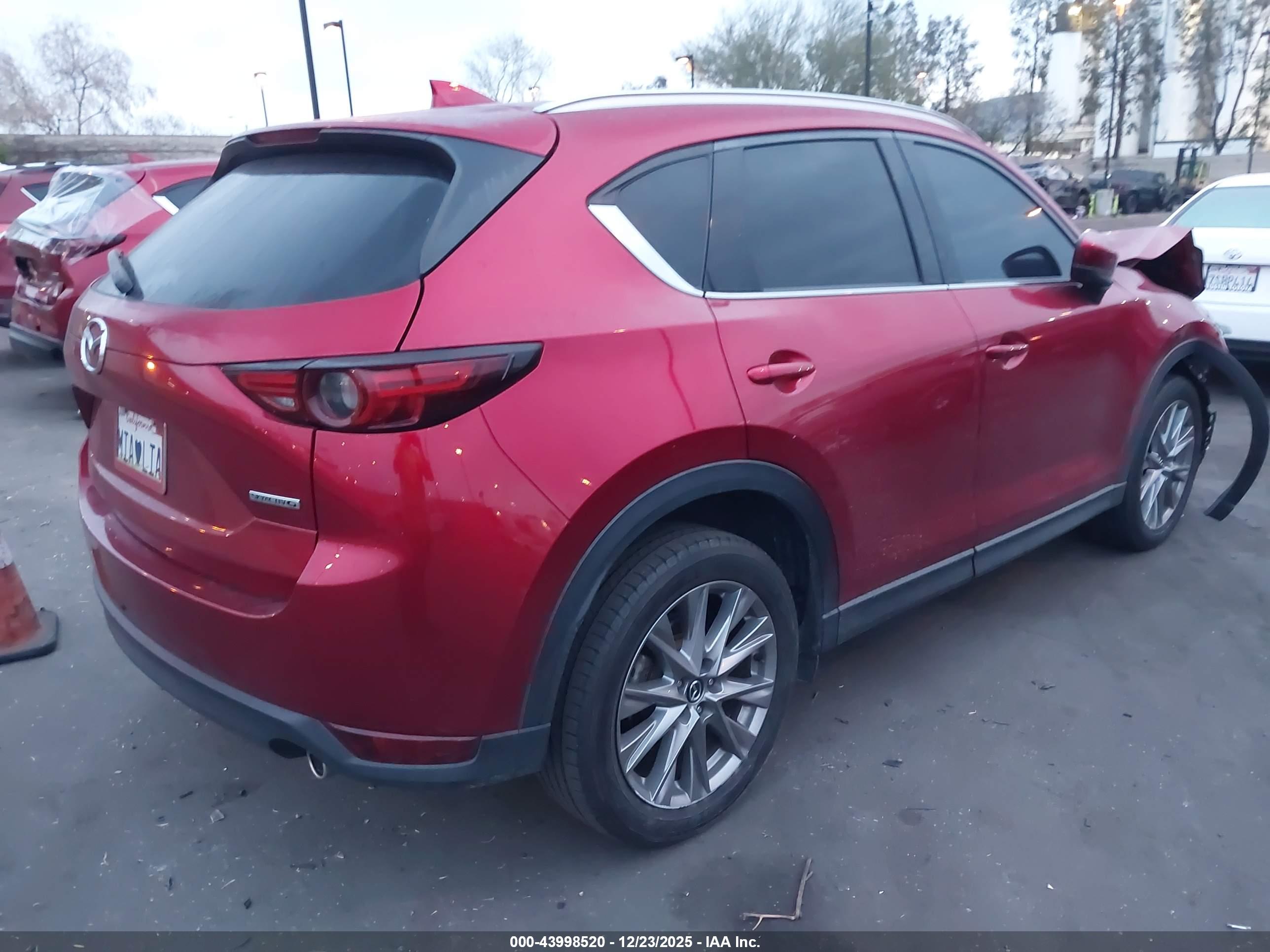 MAZDA CX-5 image 4