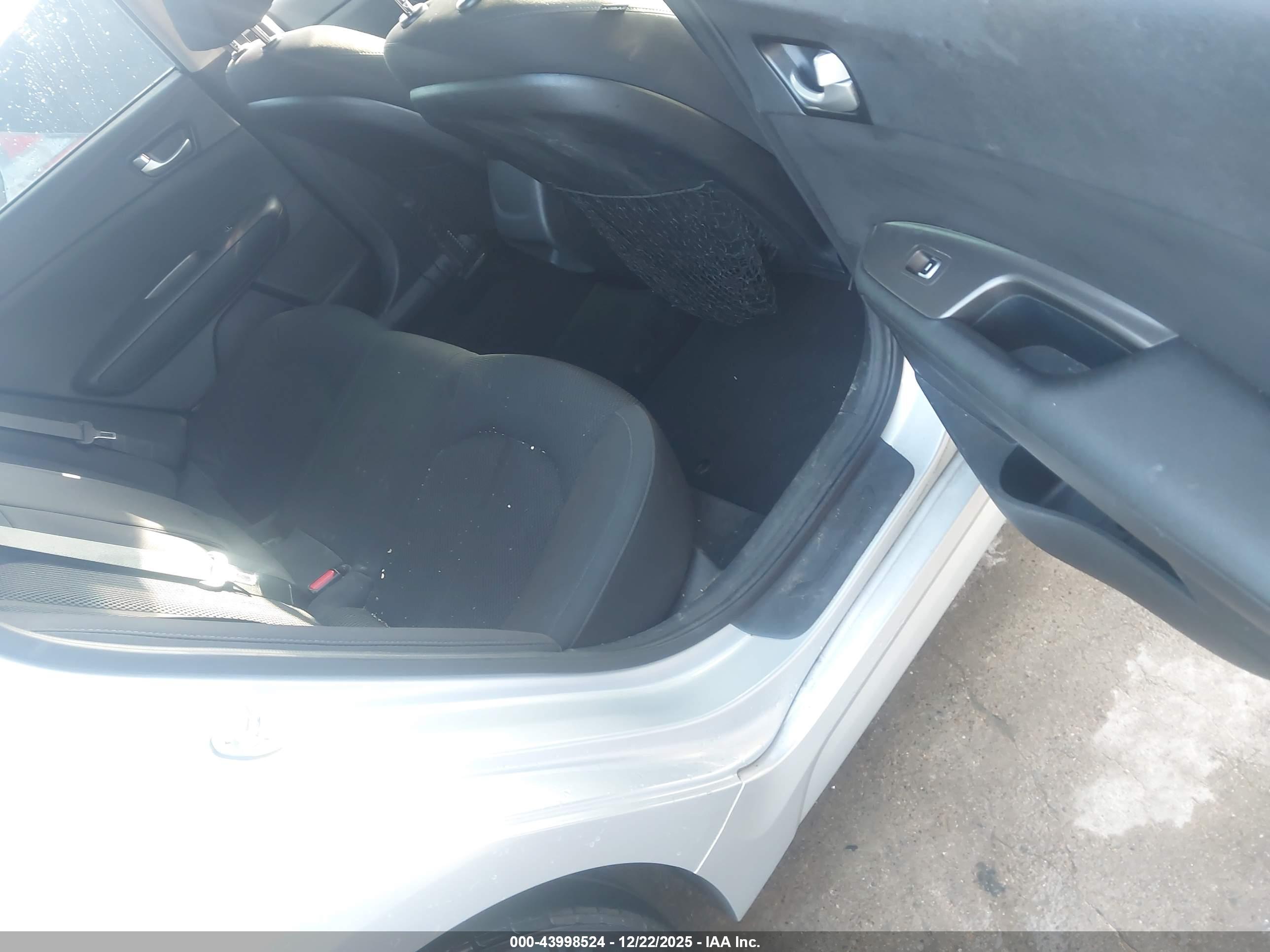 KIA OPTIMA image 8