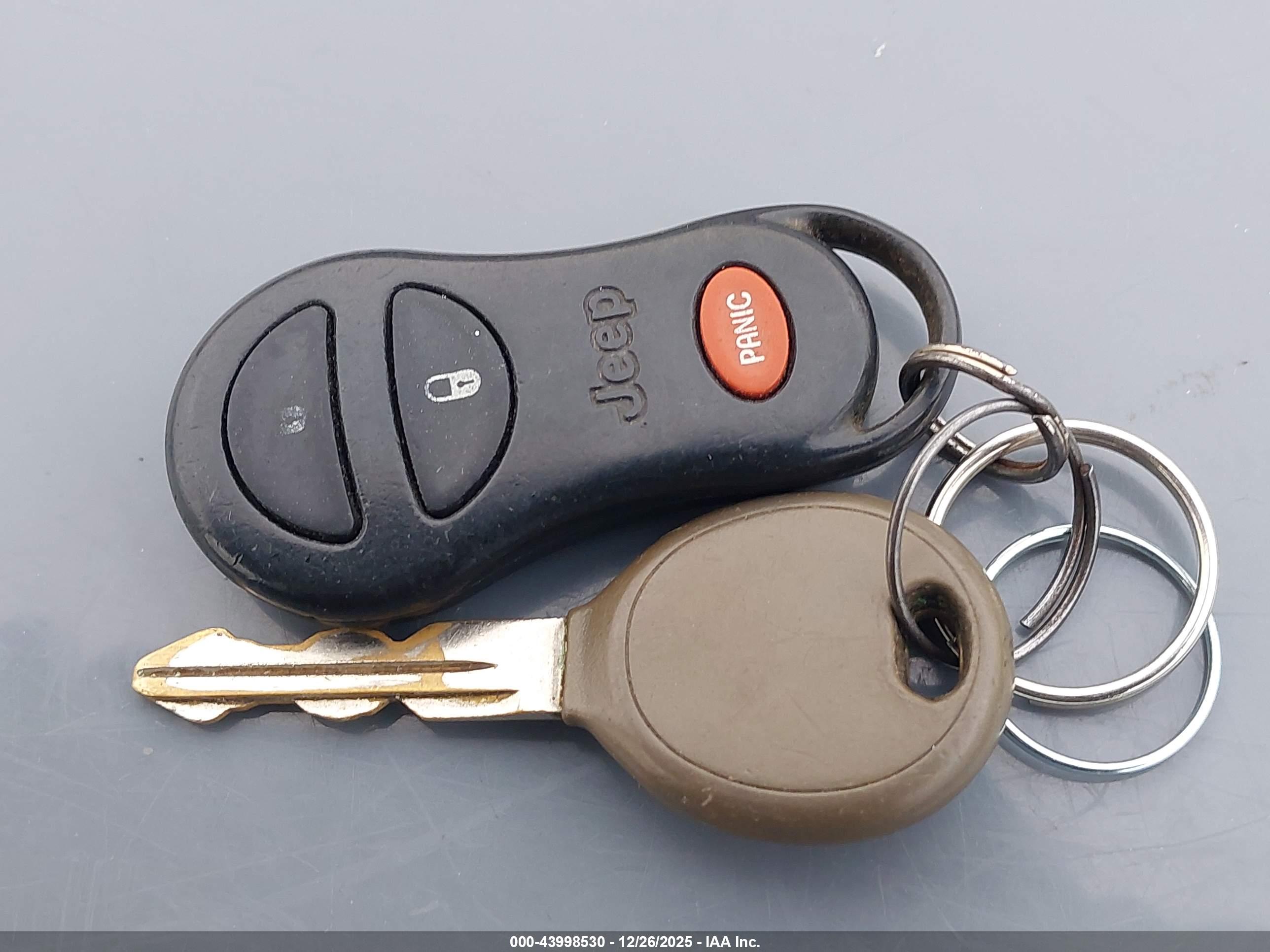 JEEP GRAND image 11
