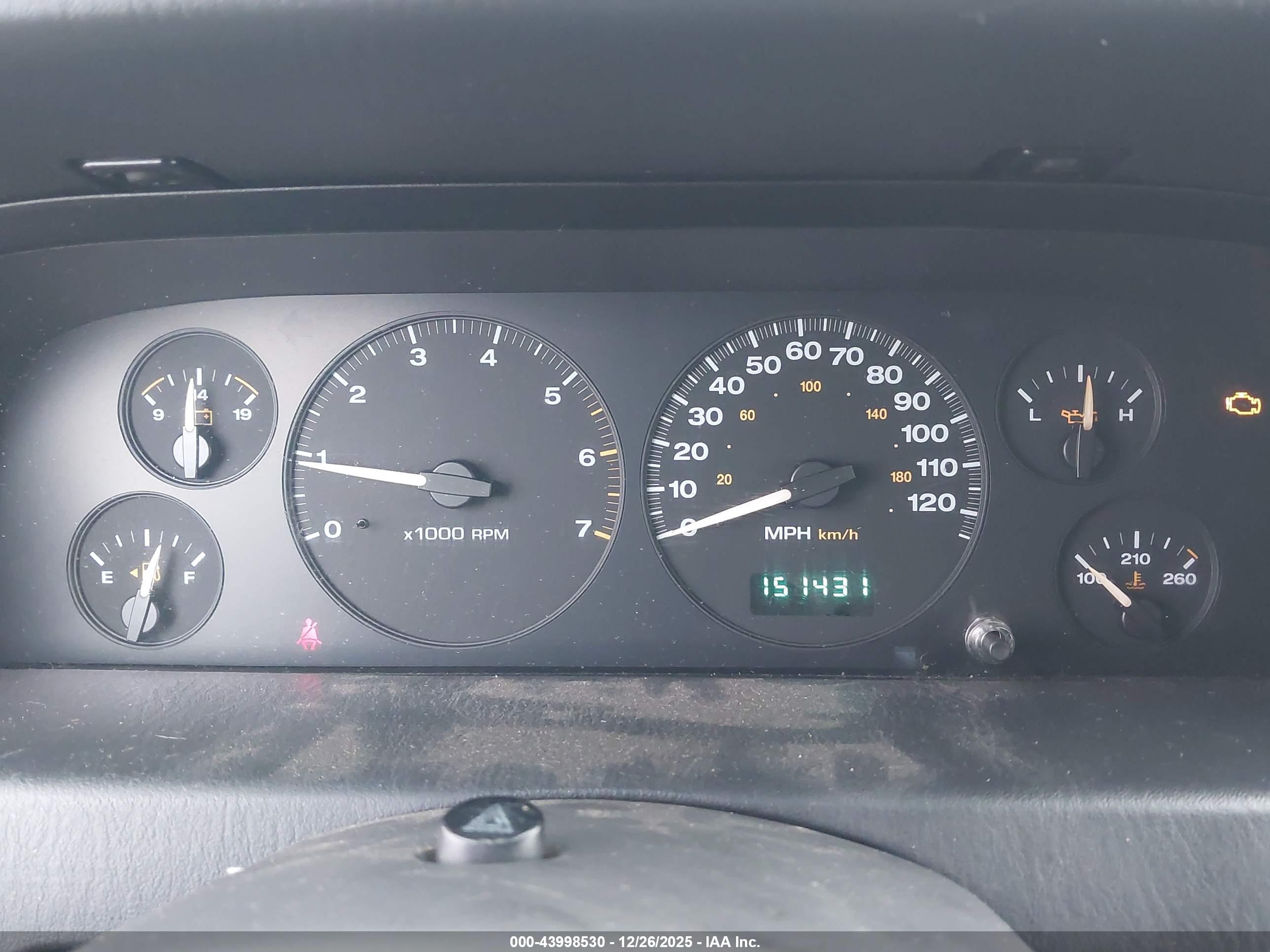 JEEP GRAND image 7