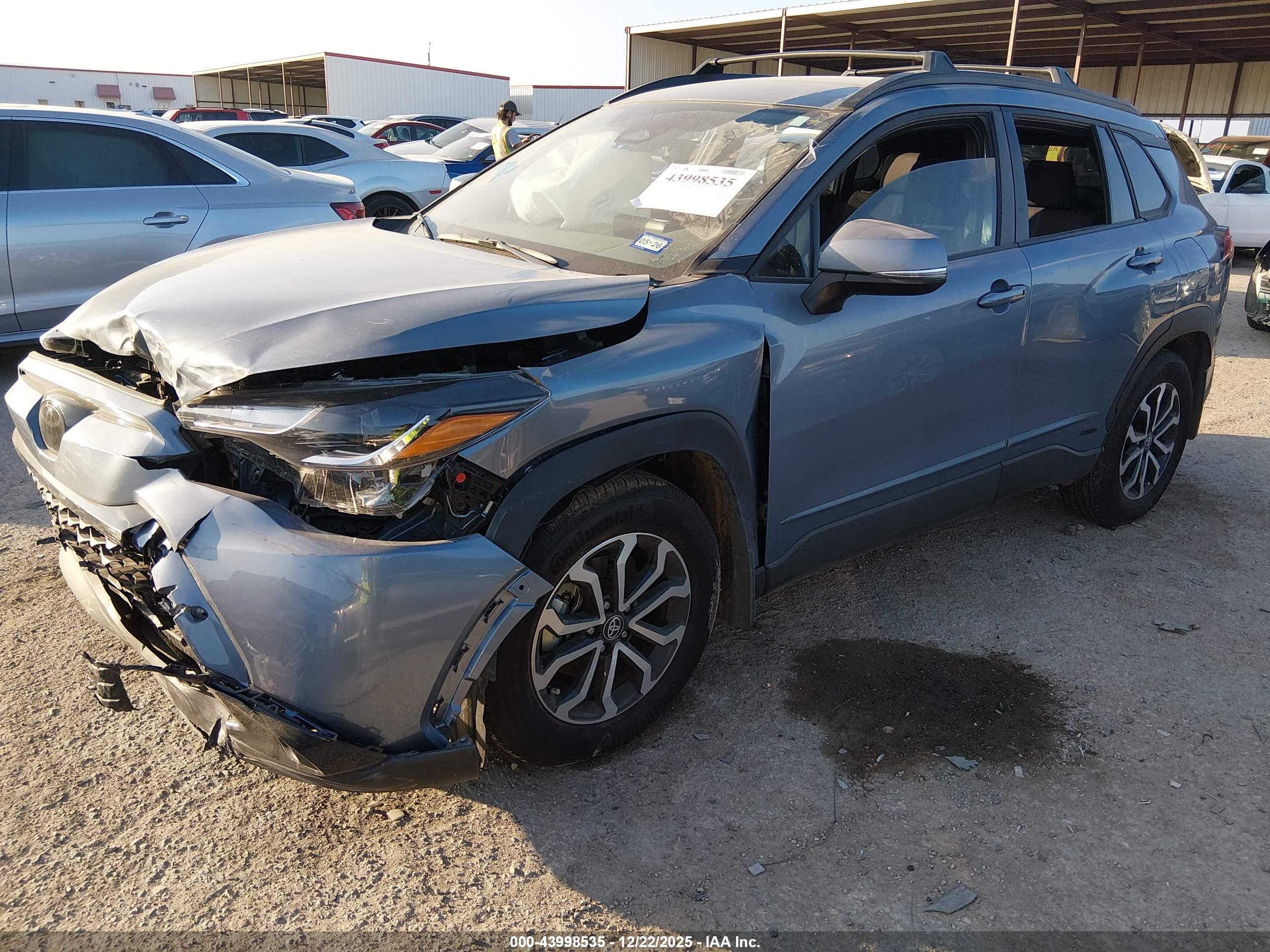 TOYOTA COROLLA image 2