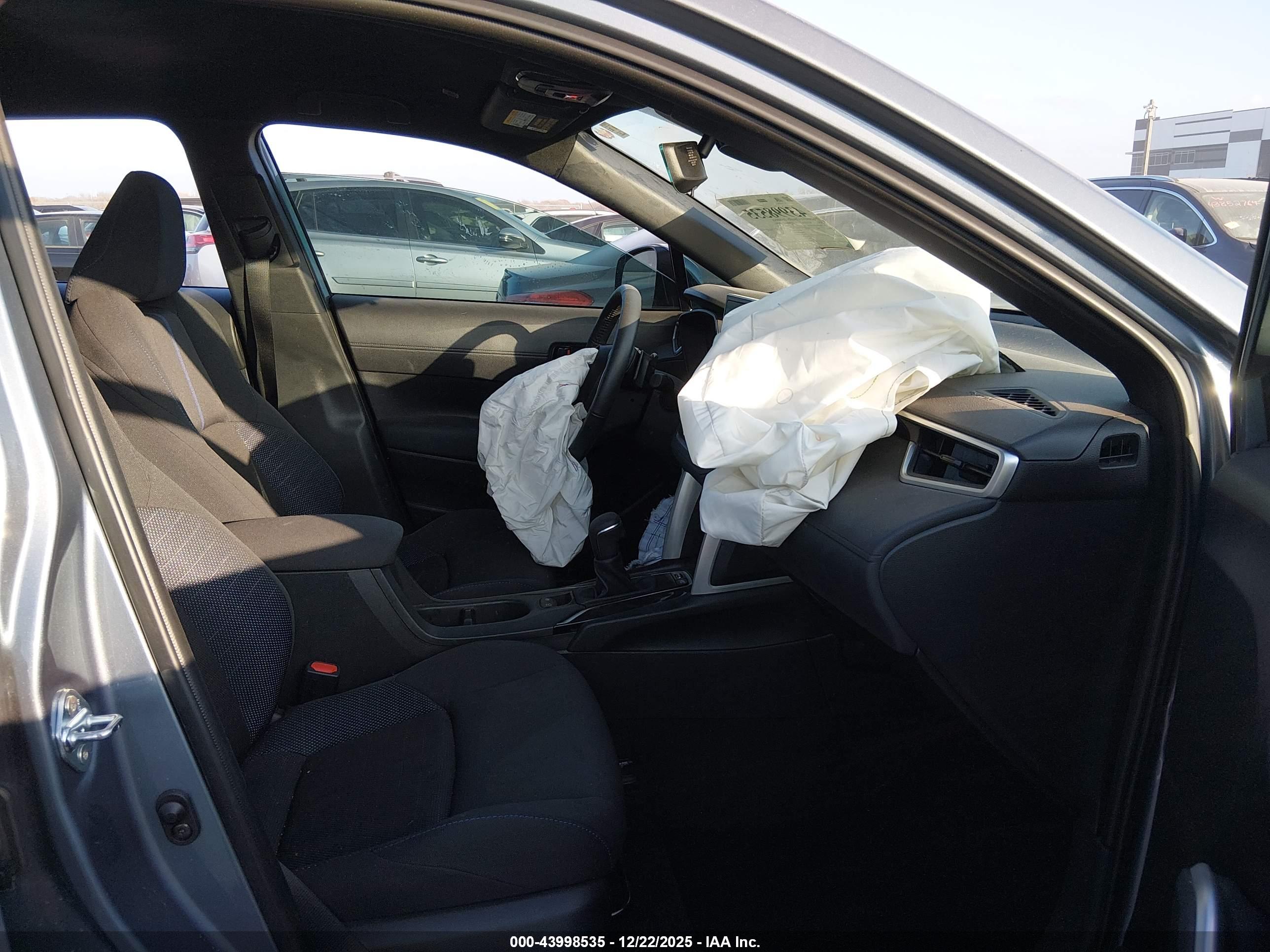 TOYOTA COROLLA image 5
