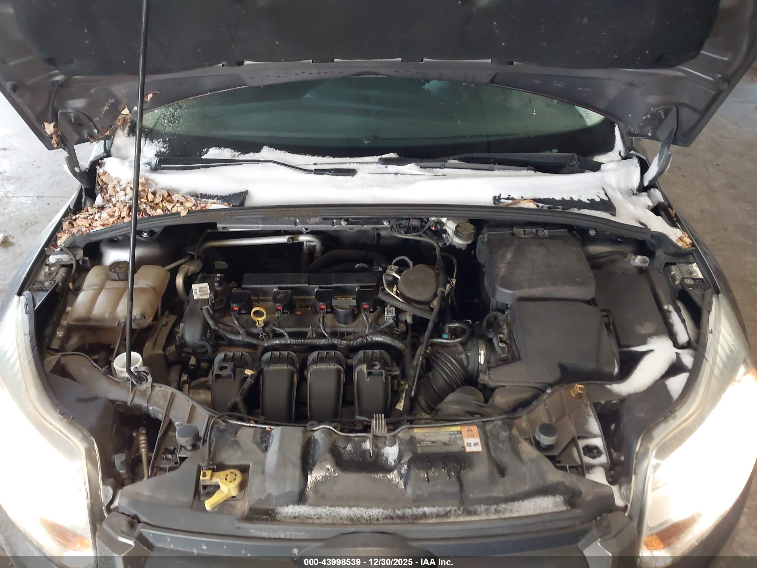 FORD FOCUS image 10