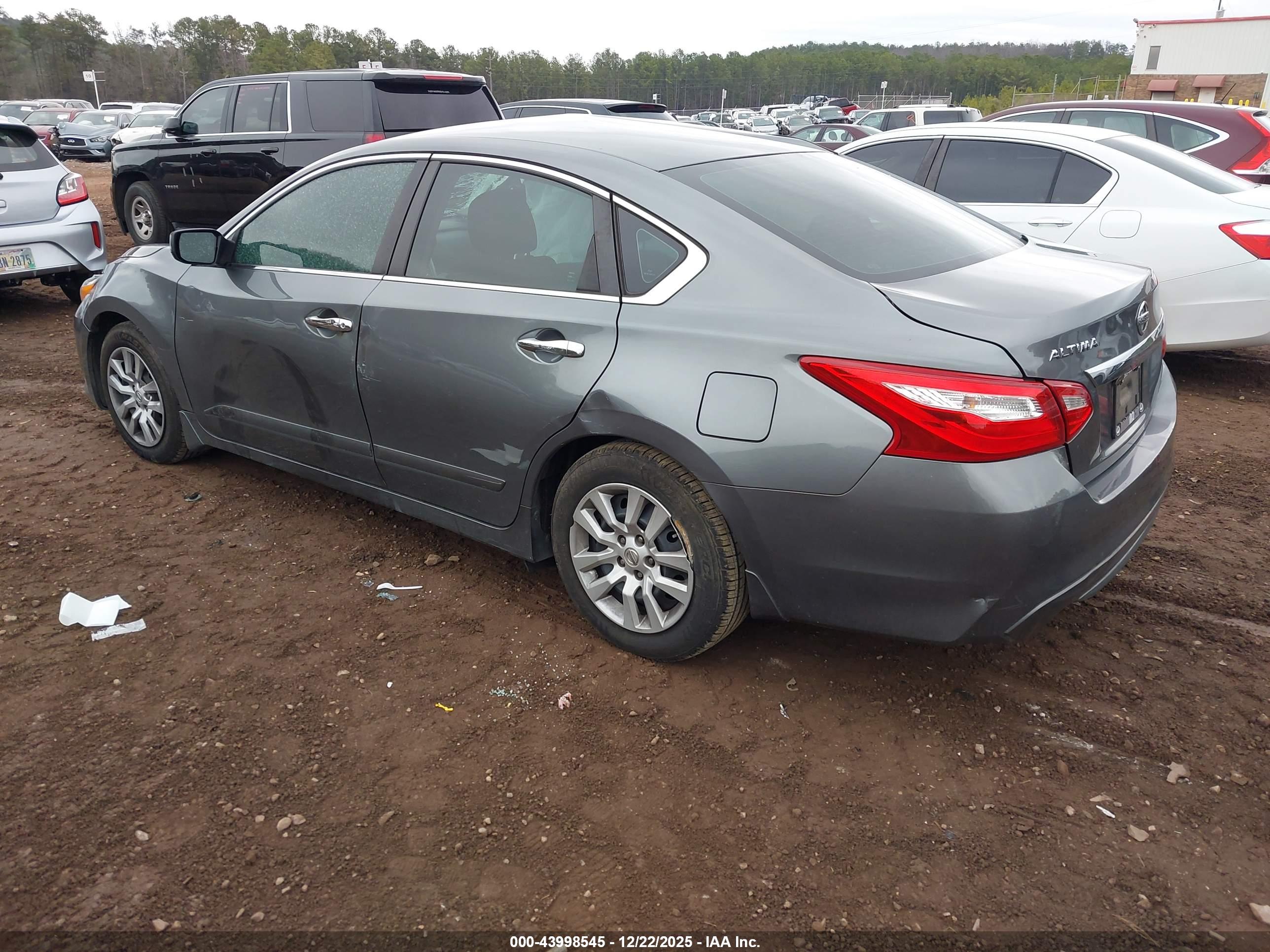 NISSAN ALTIMA image 3