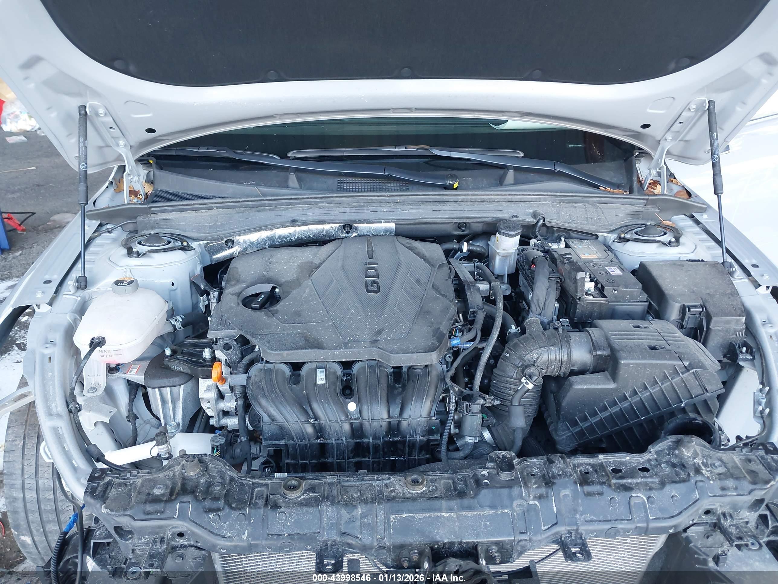 KIA K5 image 10