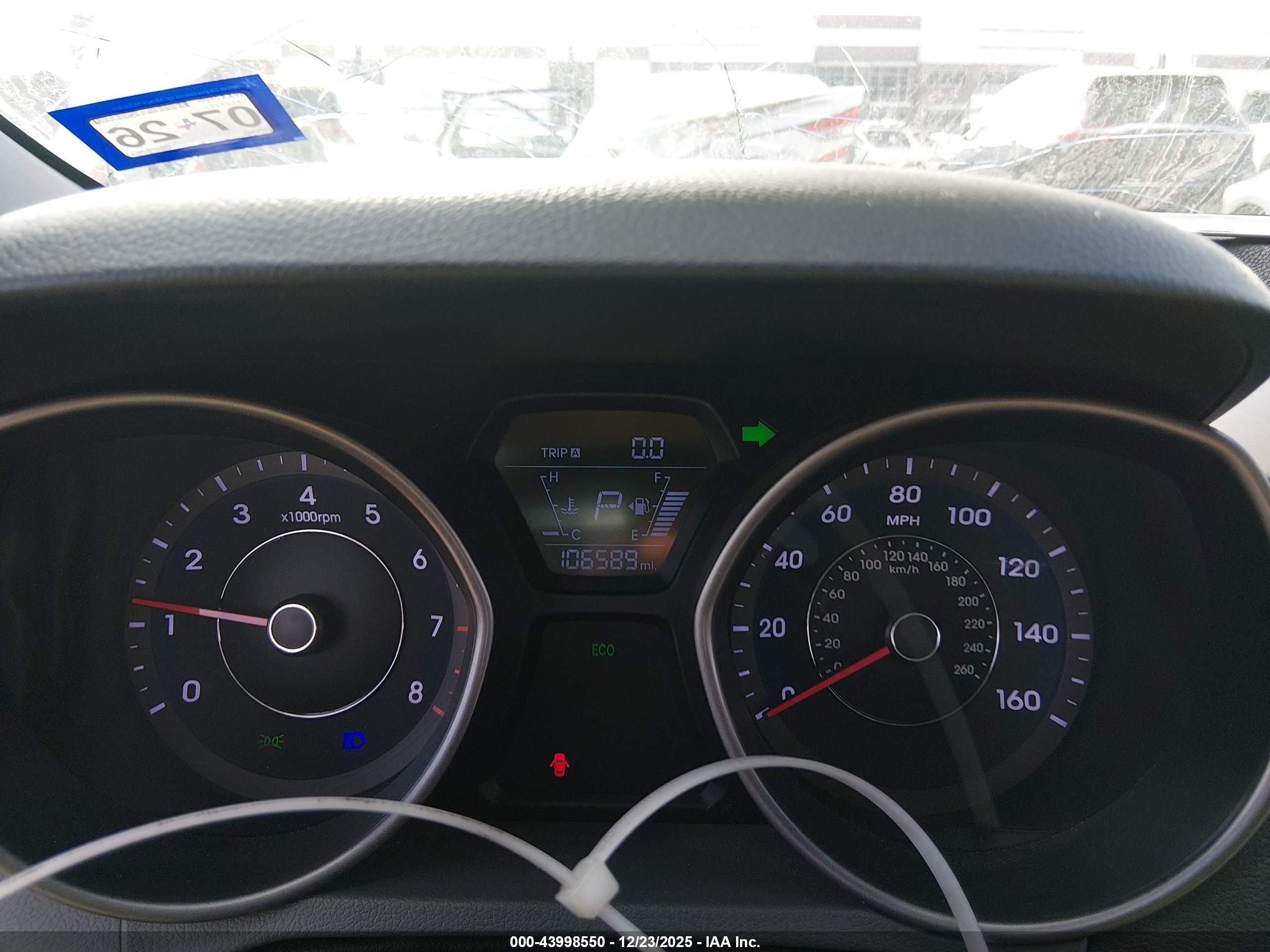 HYUNDAI ELANTRA image 7