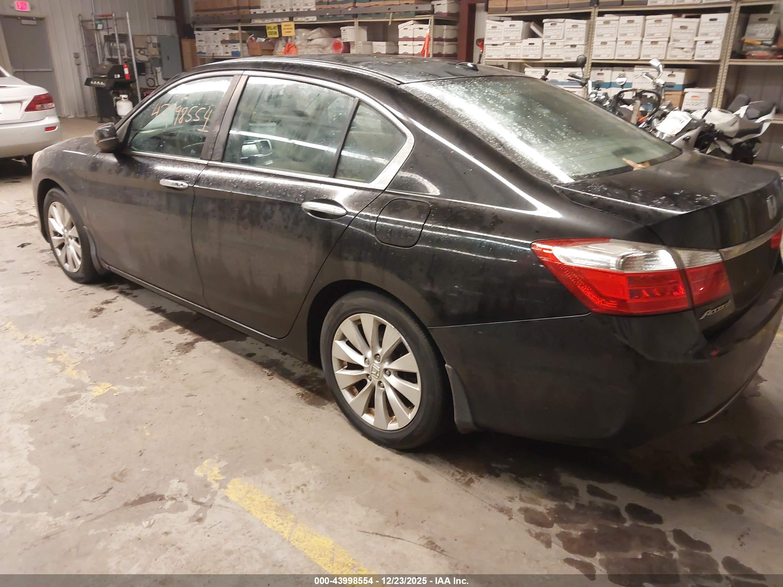 HONDA ACCORD image 3