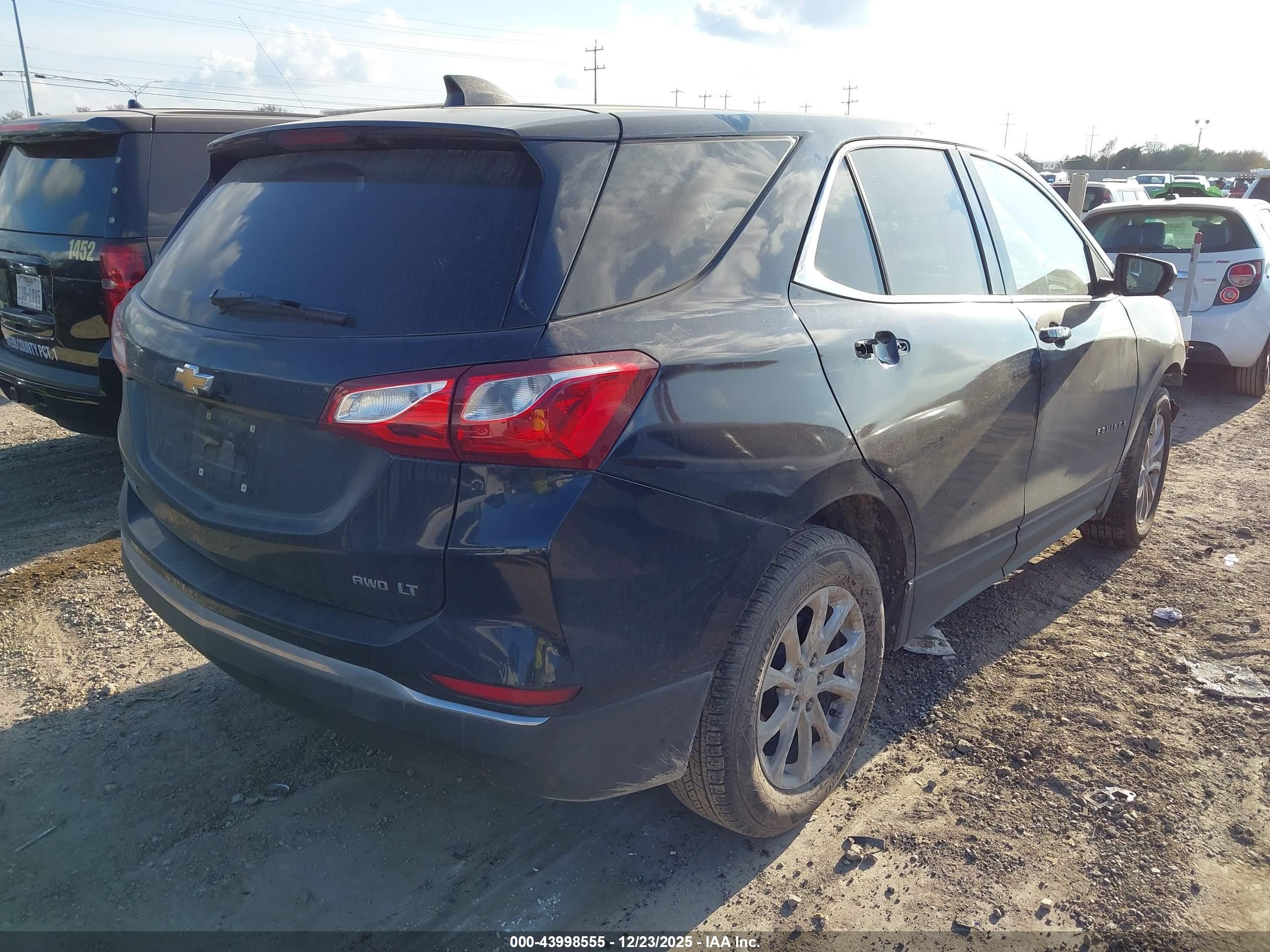 CHEVROLET EQUINOX image 4