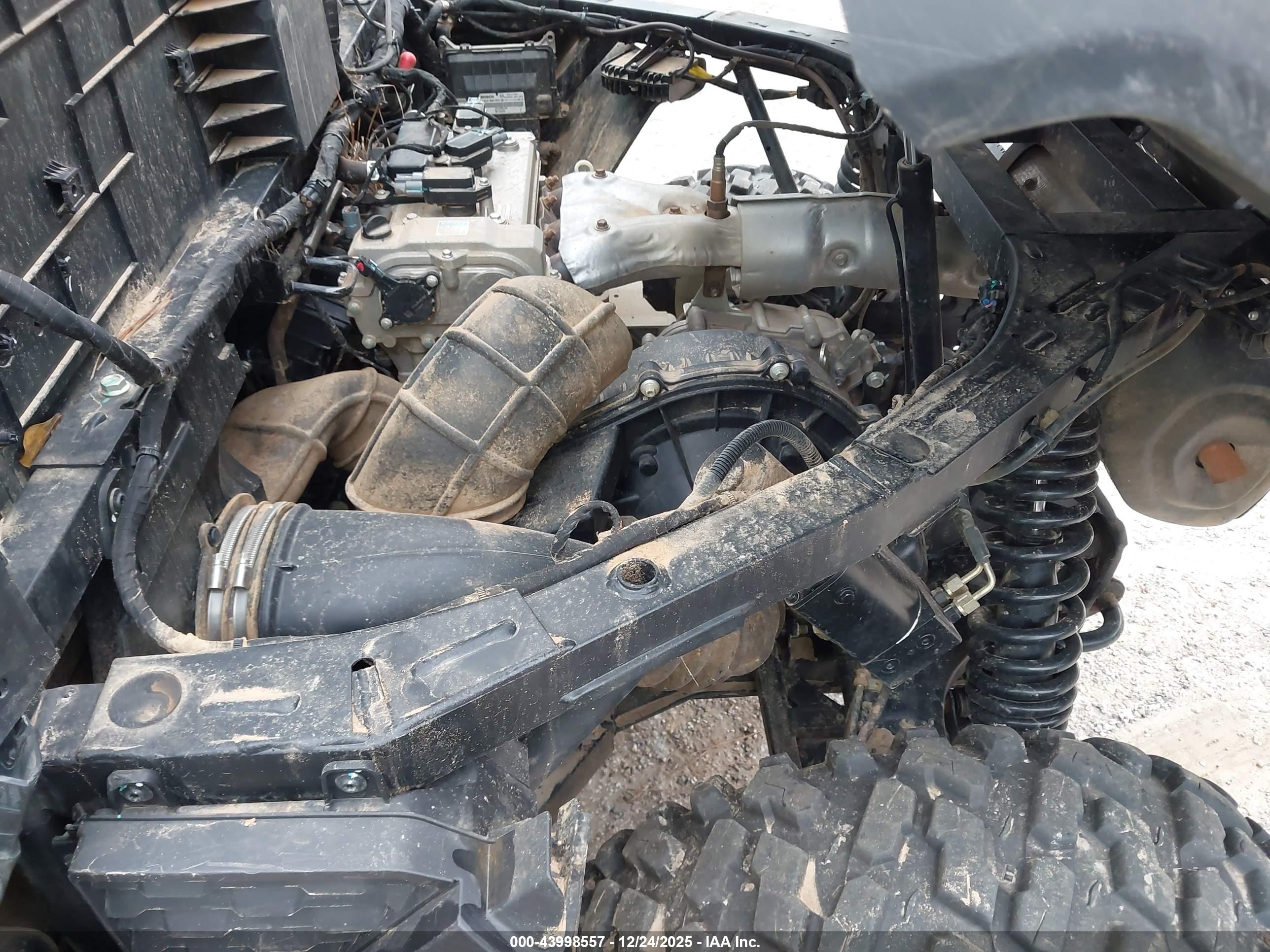 CF MOTO image 9