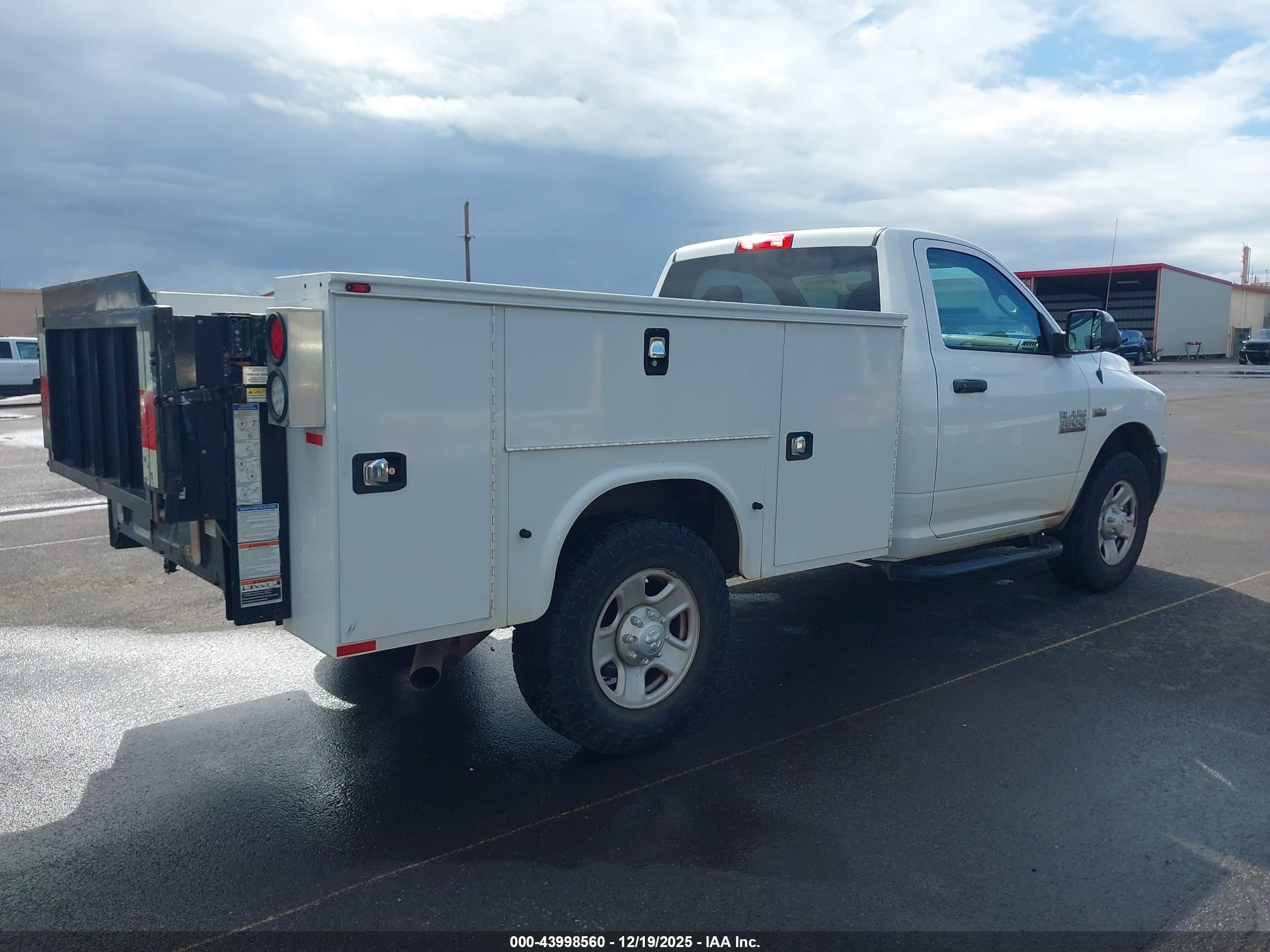 RAM 3500 image 4