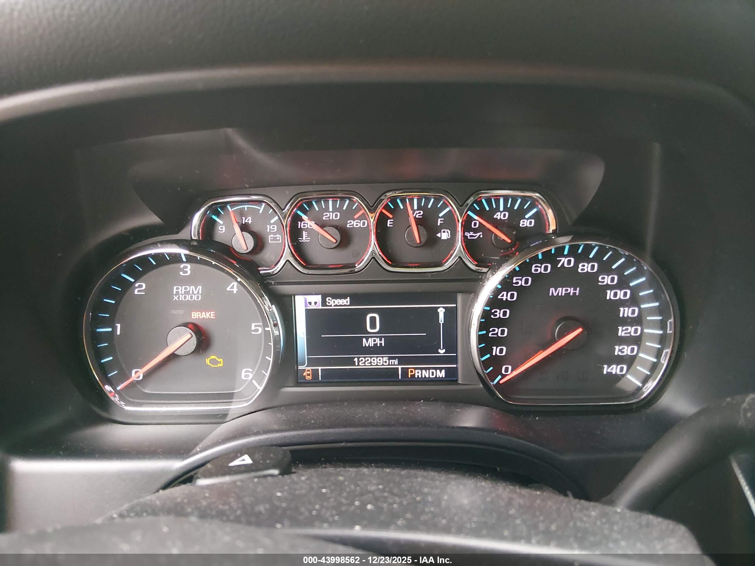 CHEVROLET SILVERADO image 7