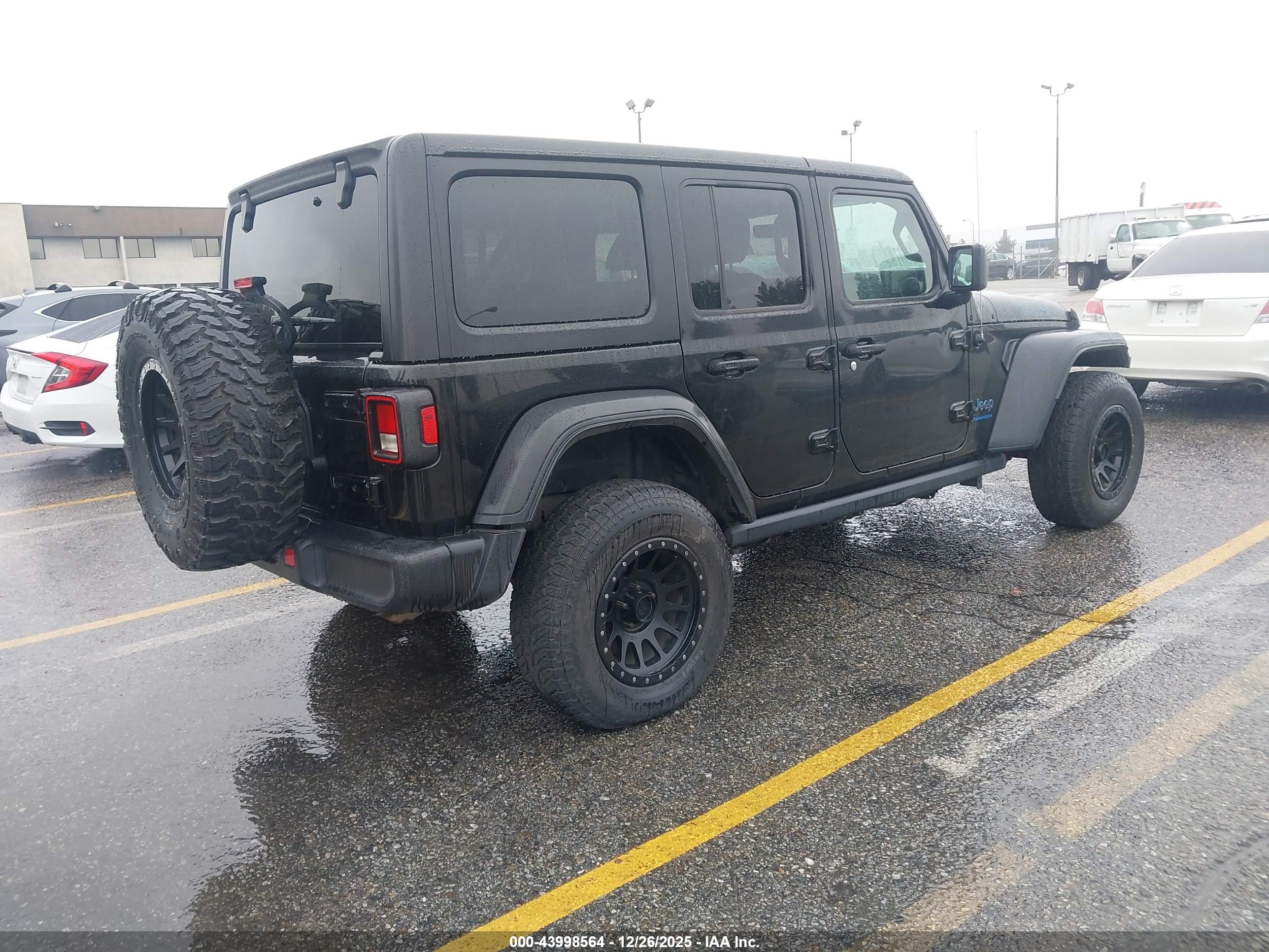 JEEP WRANGLER image 4