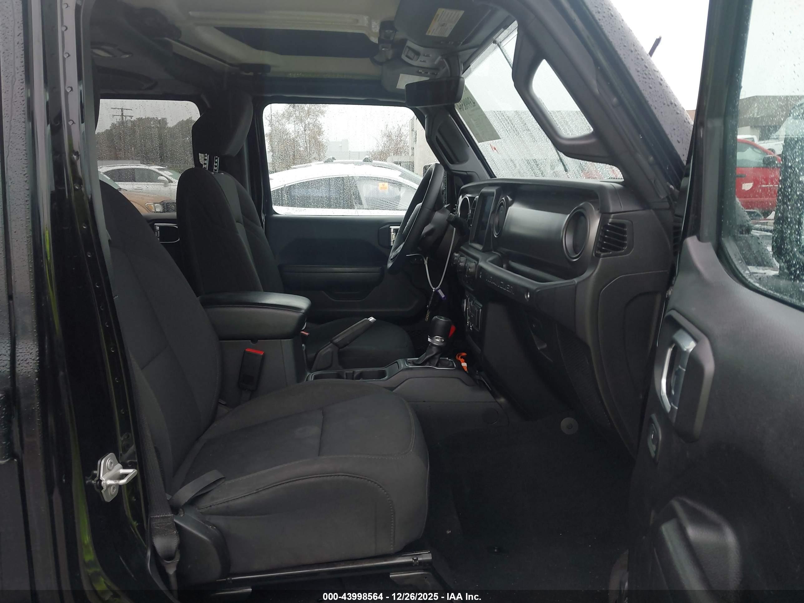 JEEP WRANGLER image 5
