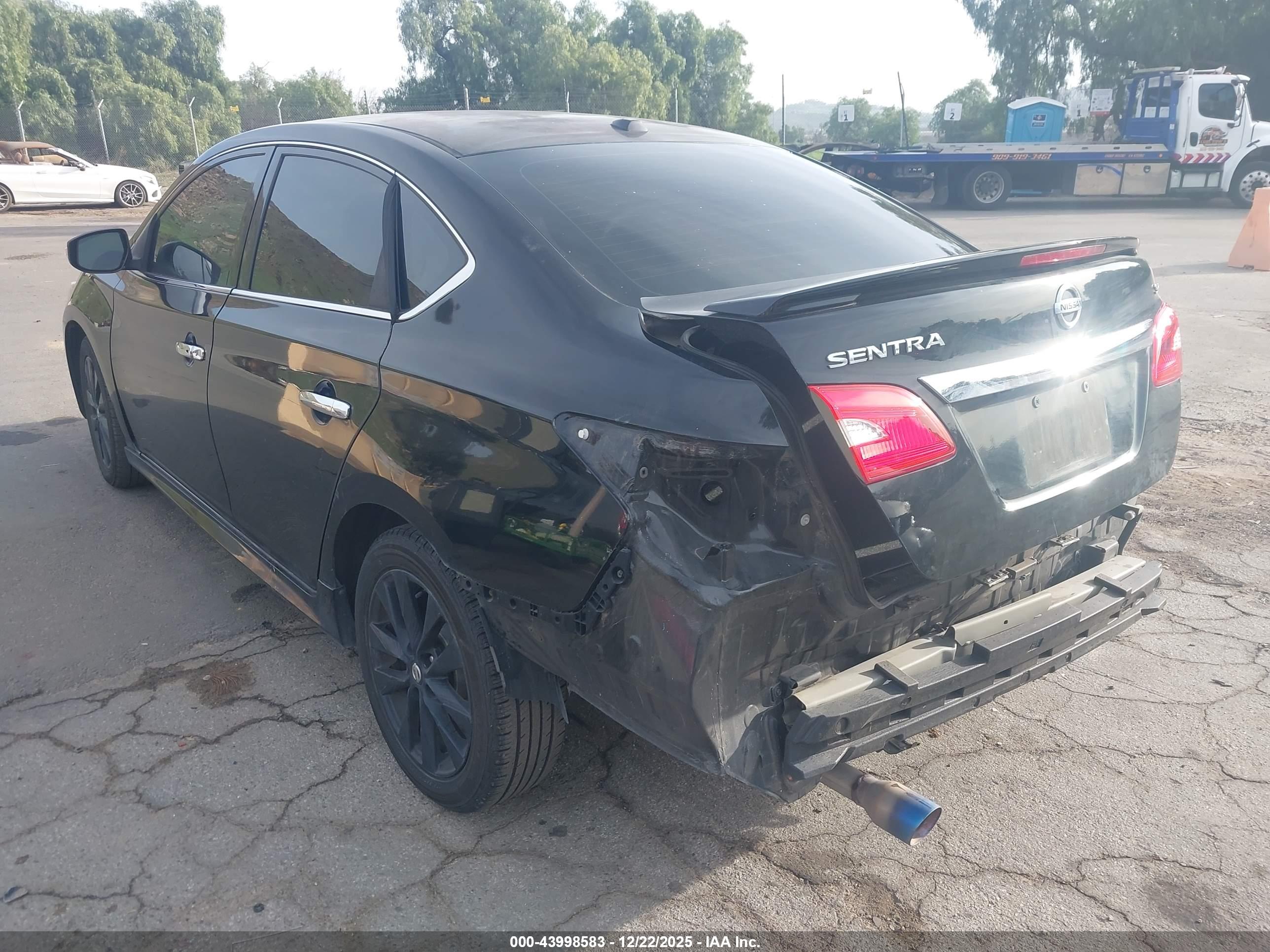 NISSAN SENTRA image 3