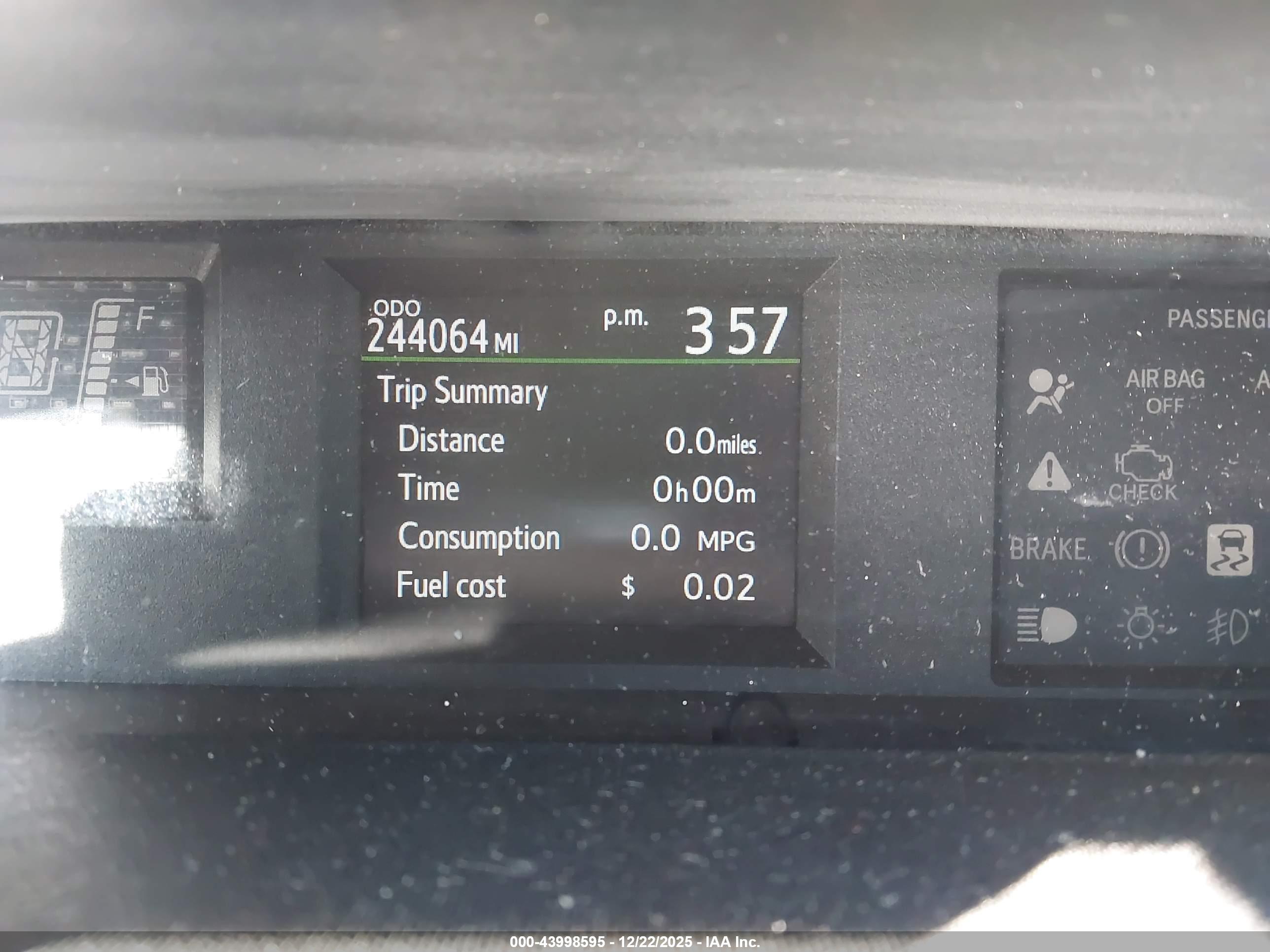 TOYOTA PRIUS image 7