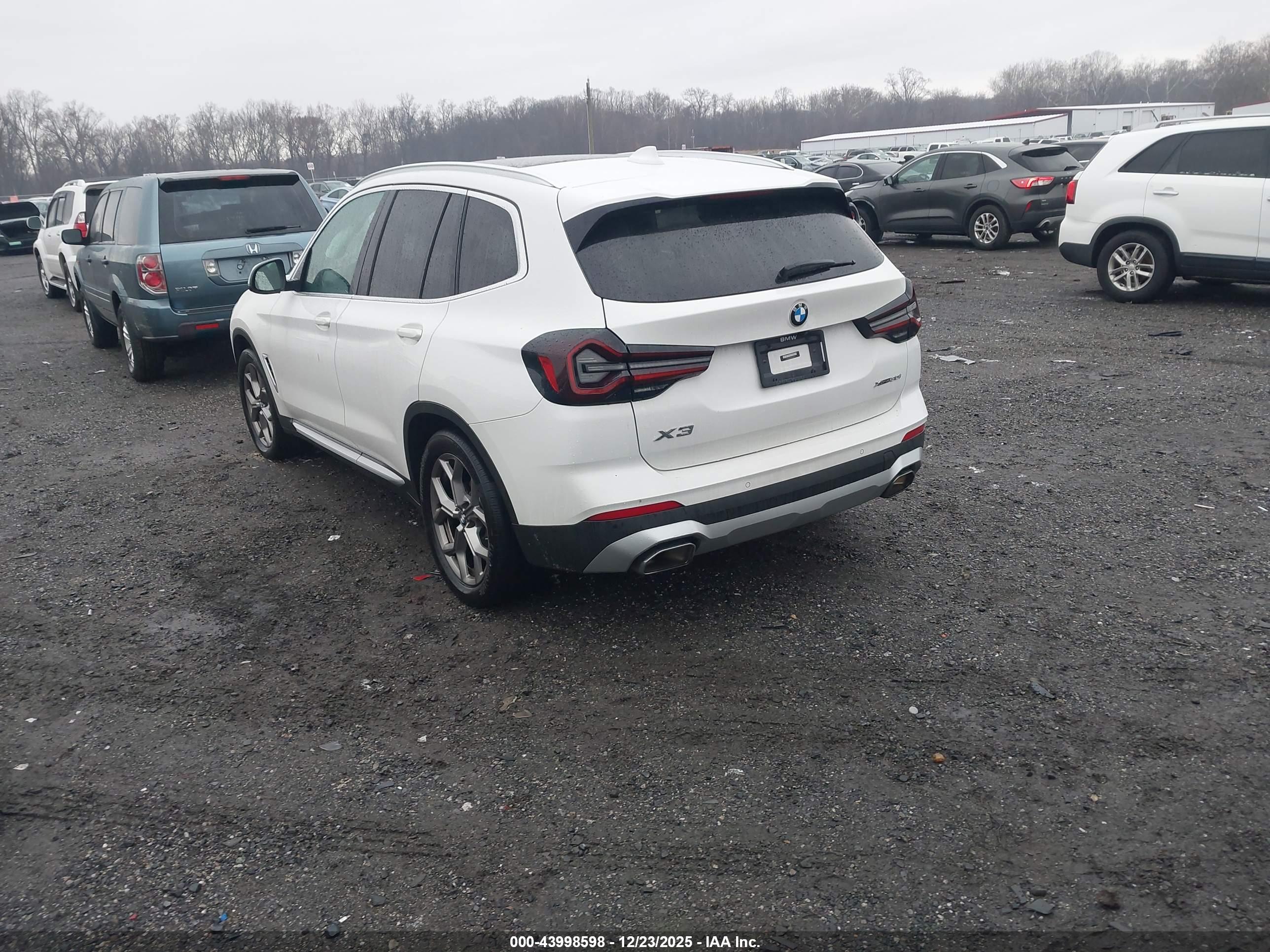 BMW X3 image 3