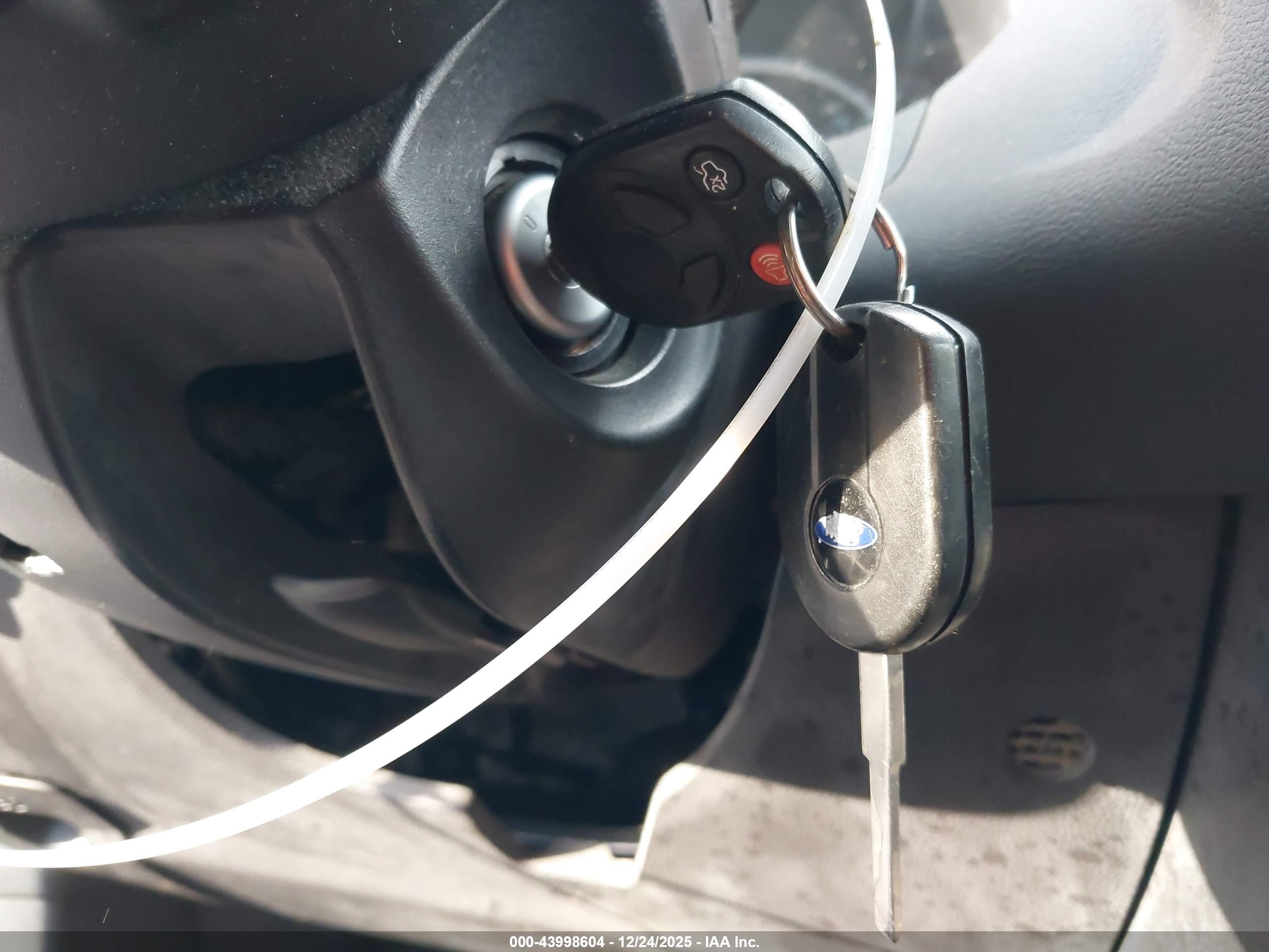 FORD FOCUS image 11