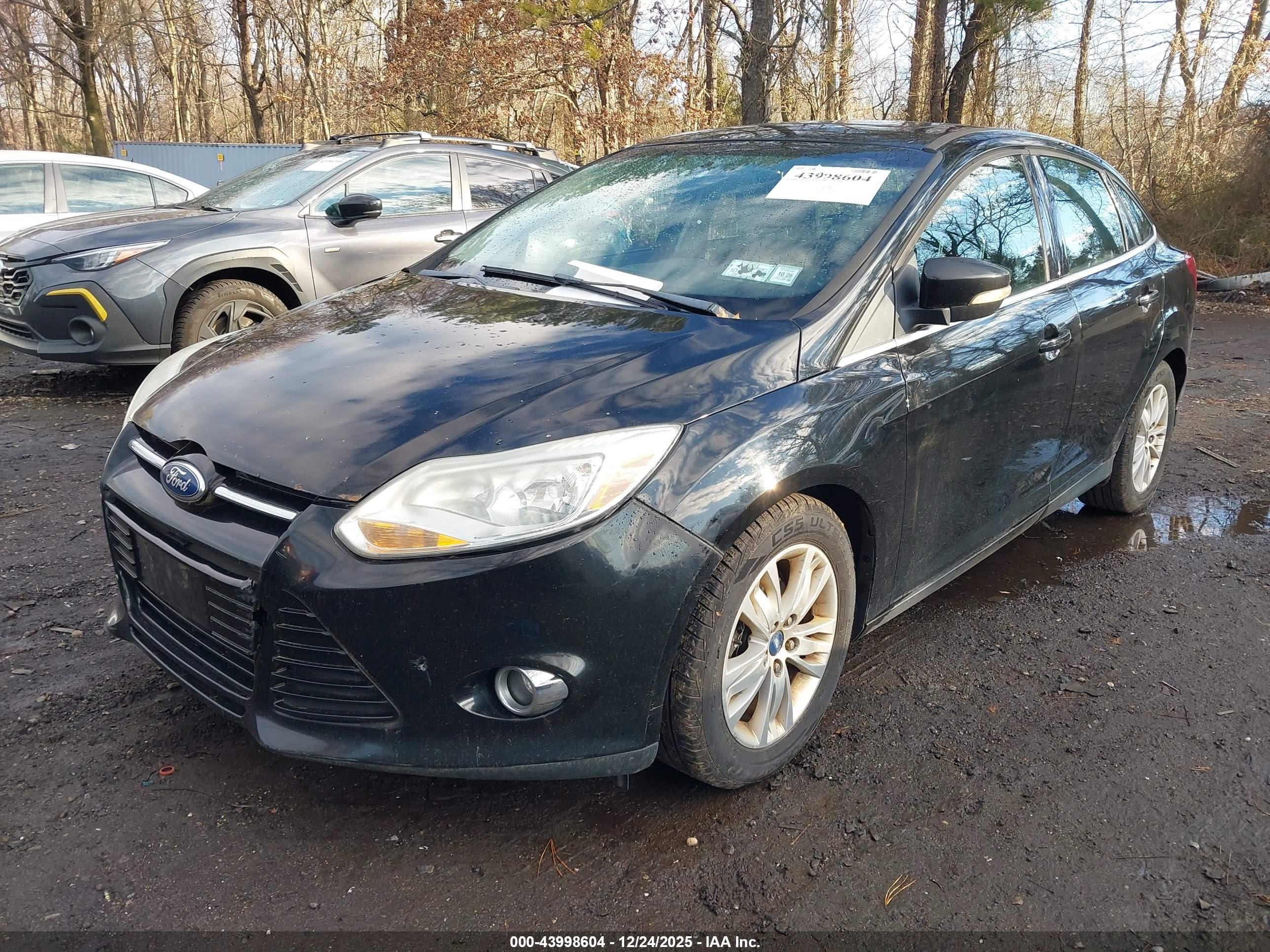 FORD FOCUS image 2