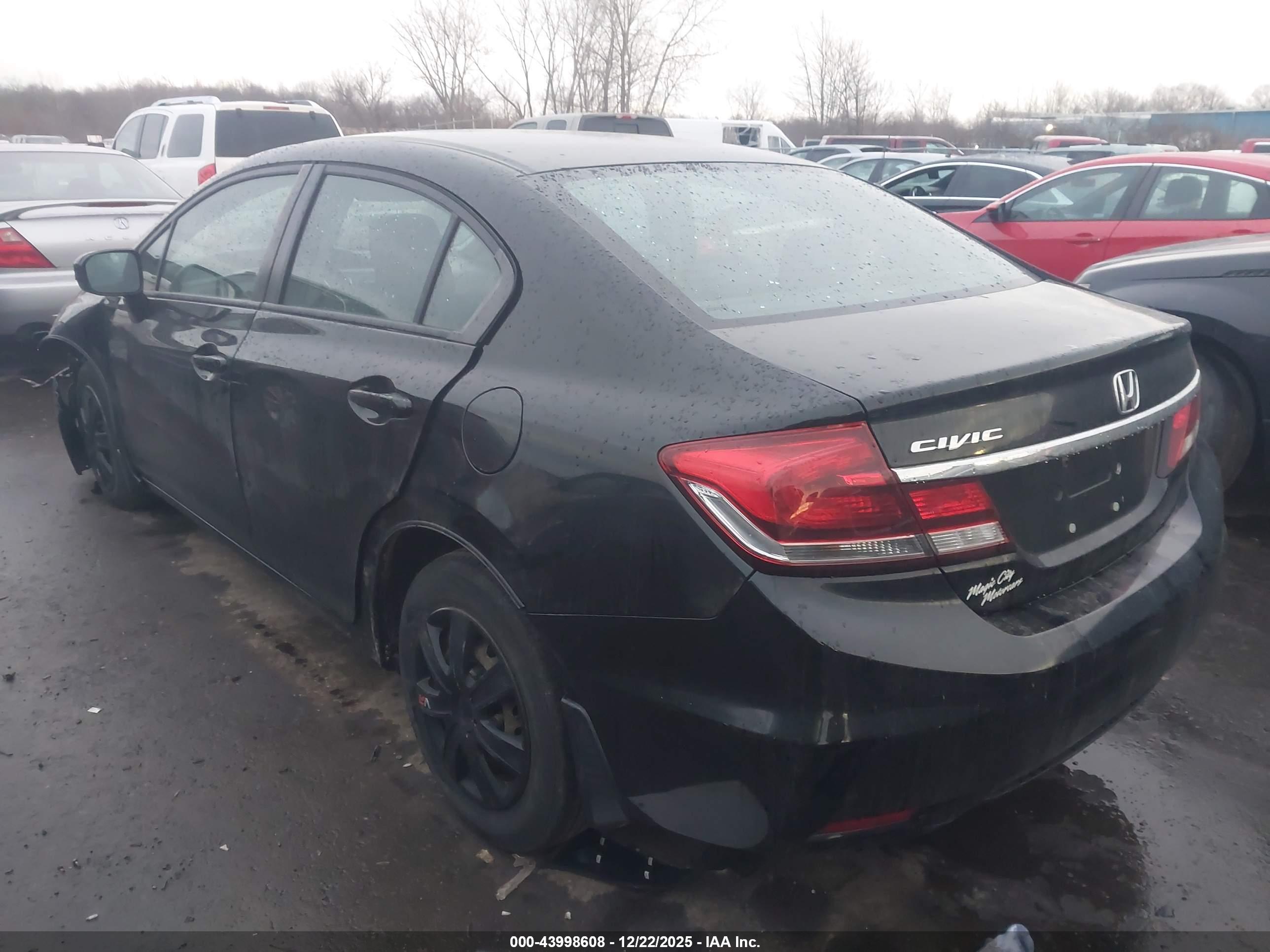HONDA CIVIC image 3
