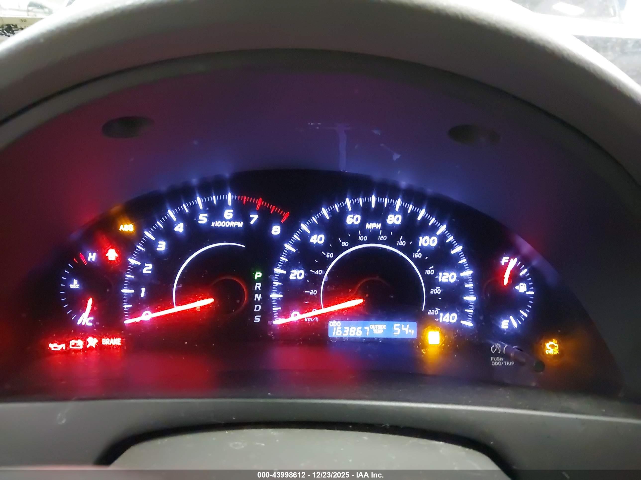 TOYOTA CAMRY image 7