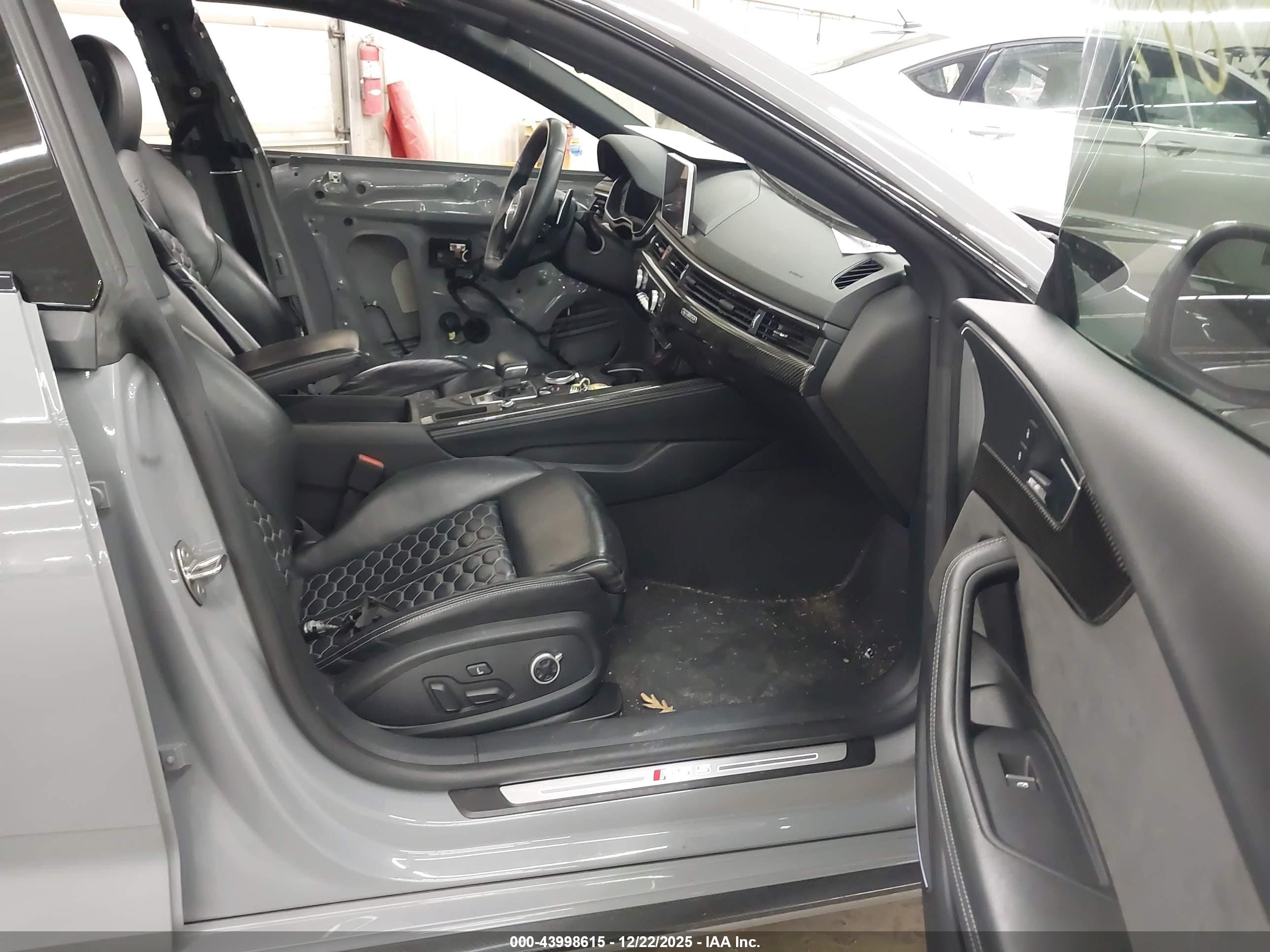 AUDI RS image 5