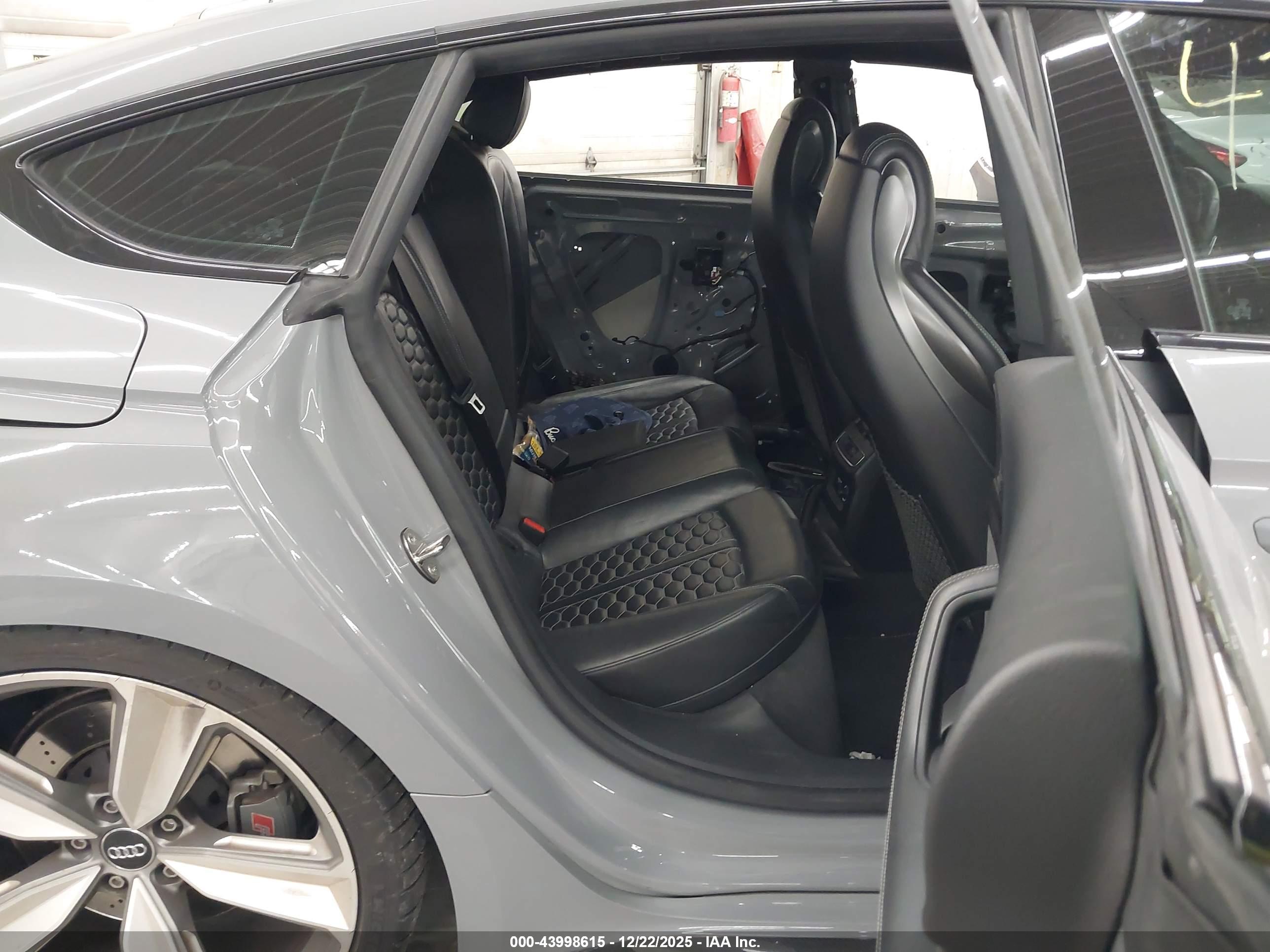 AUDI RS image 8