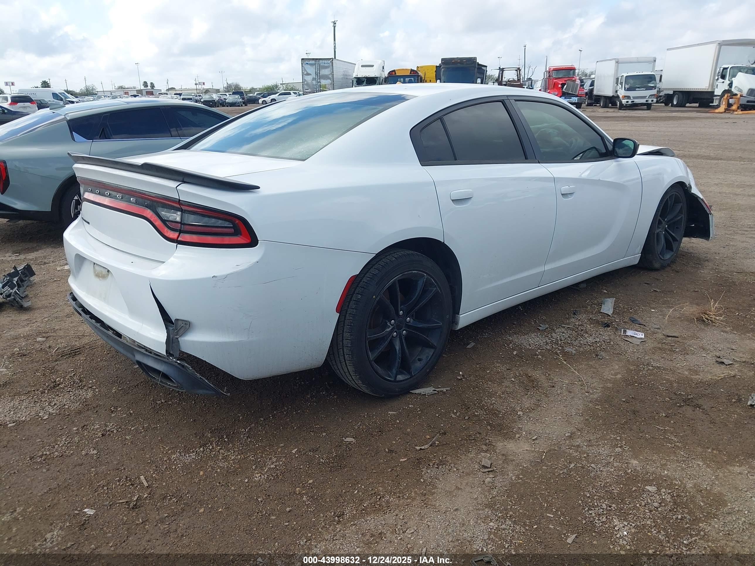 DODGE CHARGER image 4