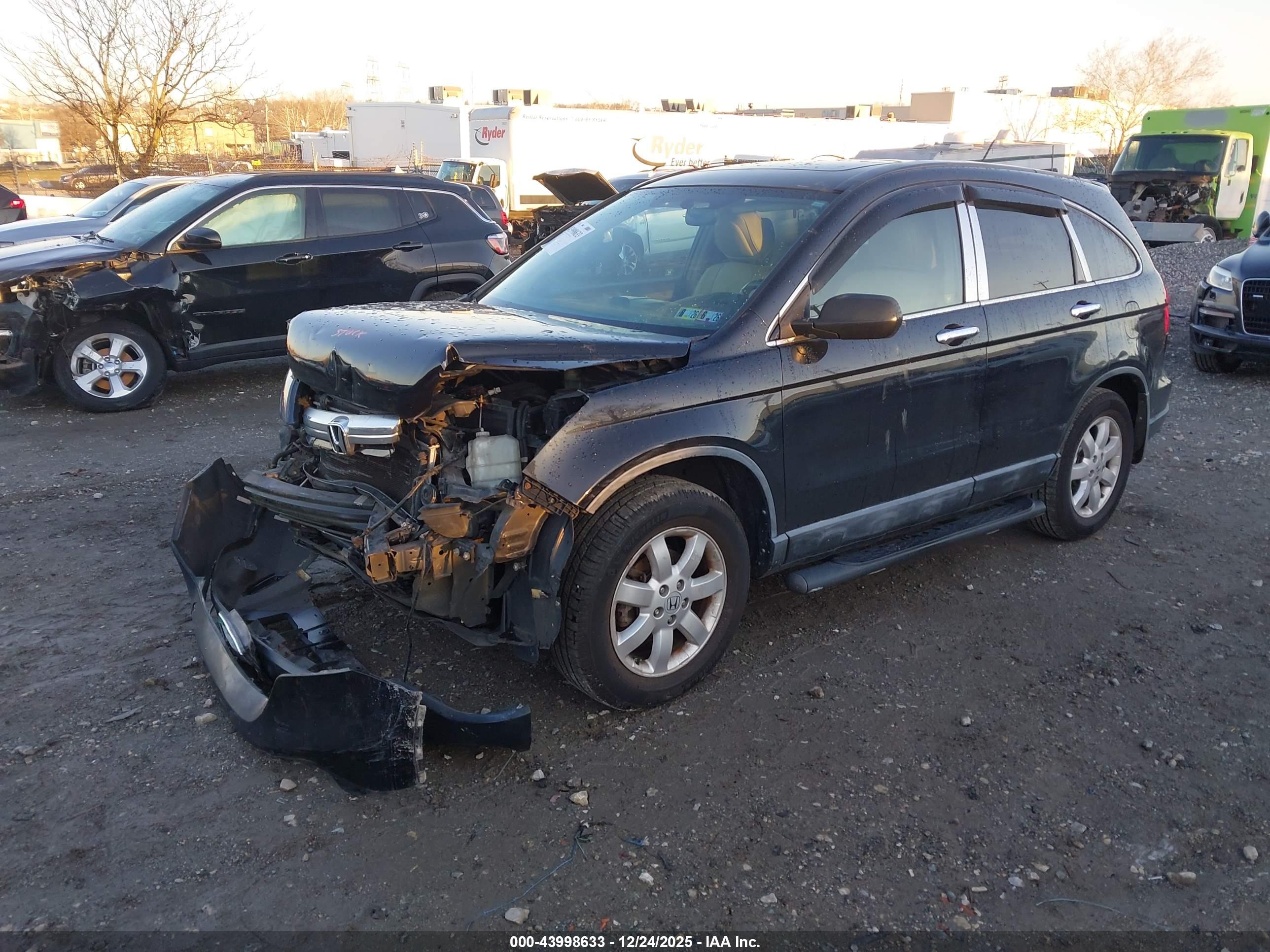 HONDA CR-V image 2