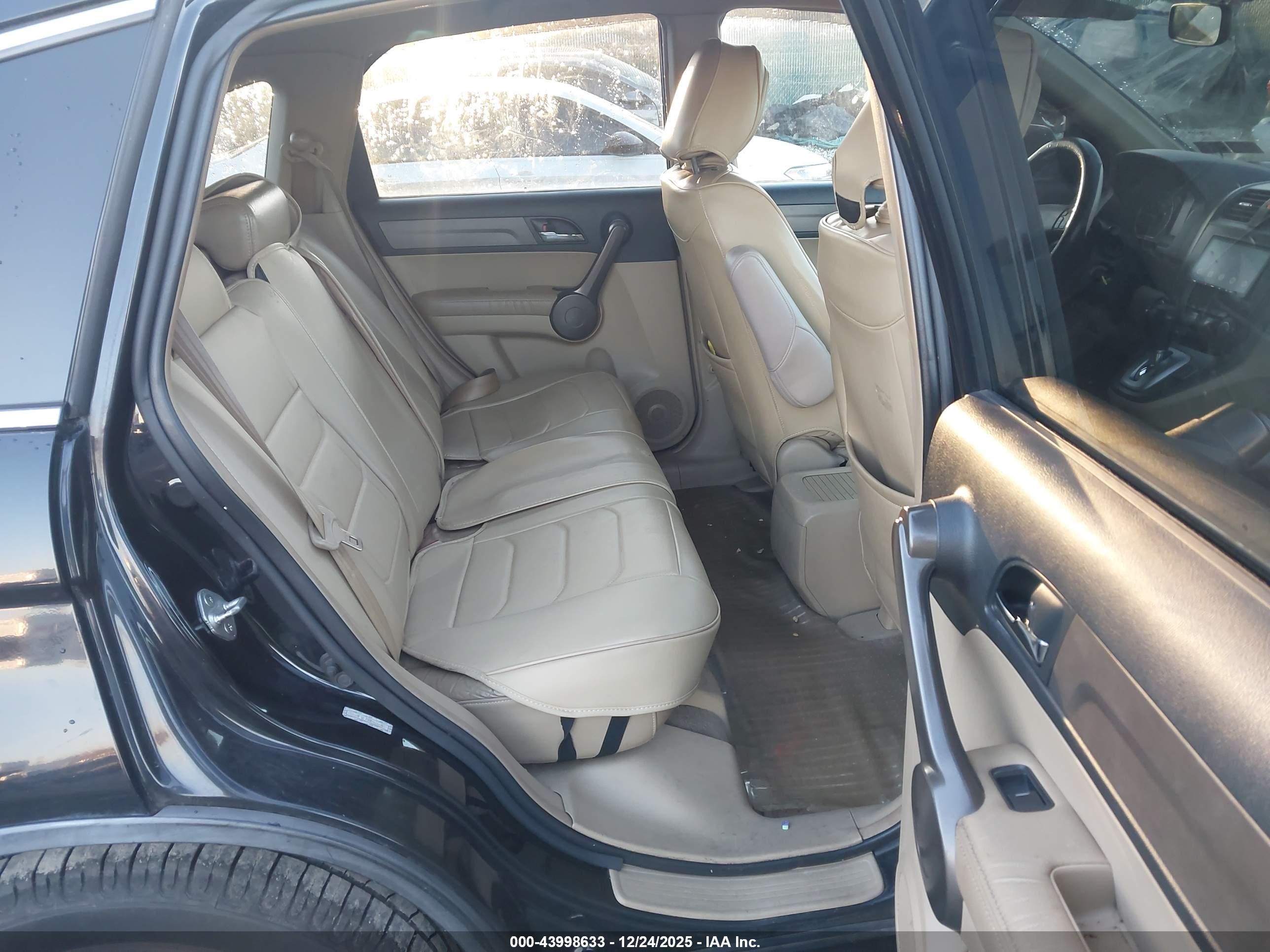 HONDA CR-V image 8