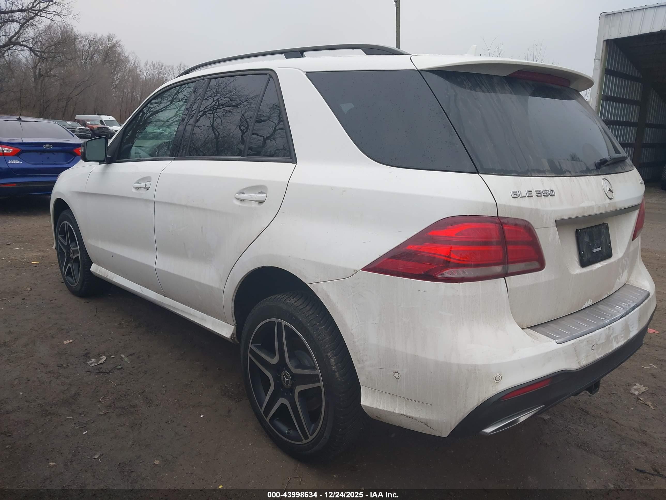 MERCEDES-BENZ GLE image 3