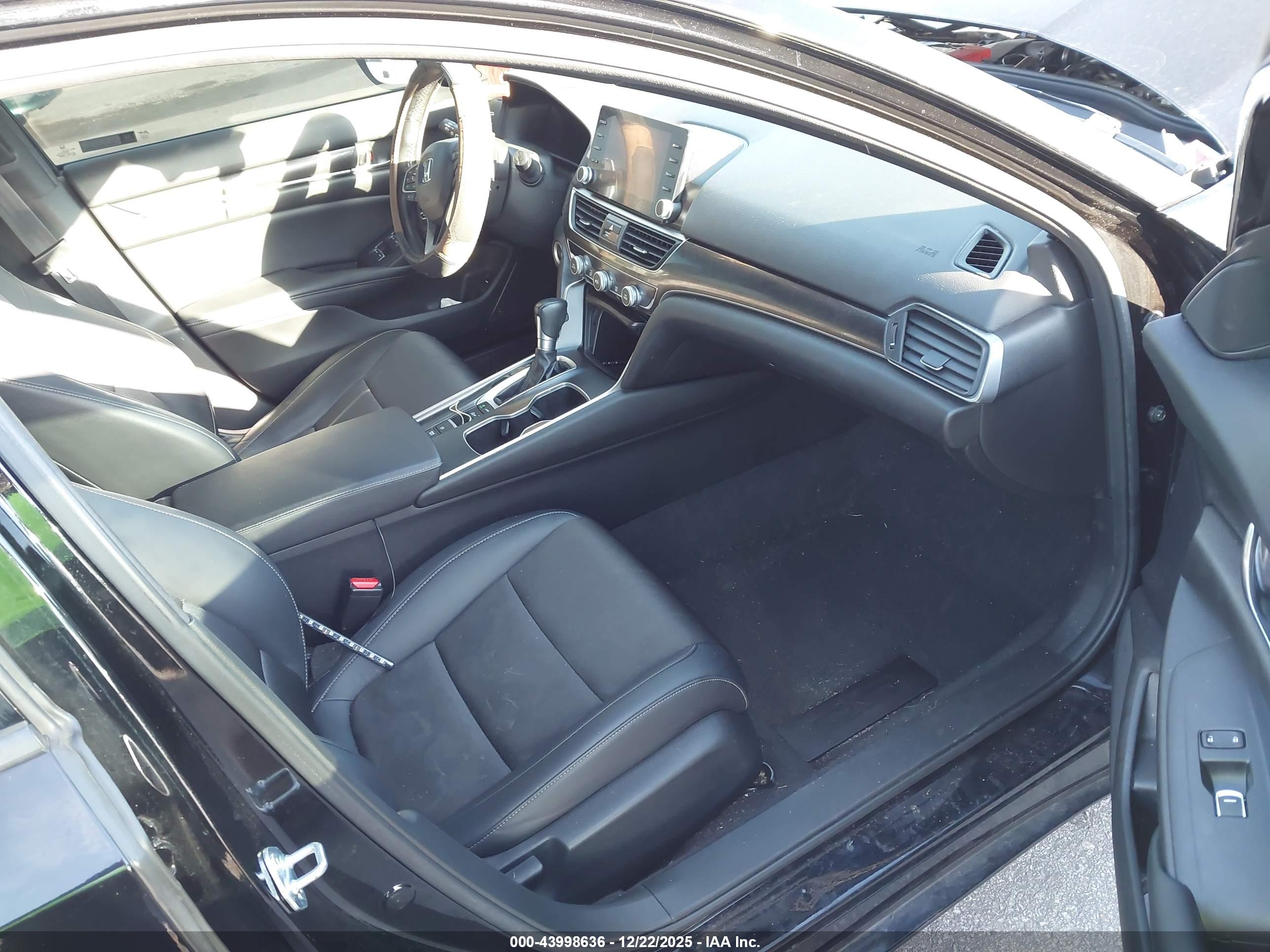 HONDA ACCORD image 5
