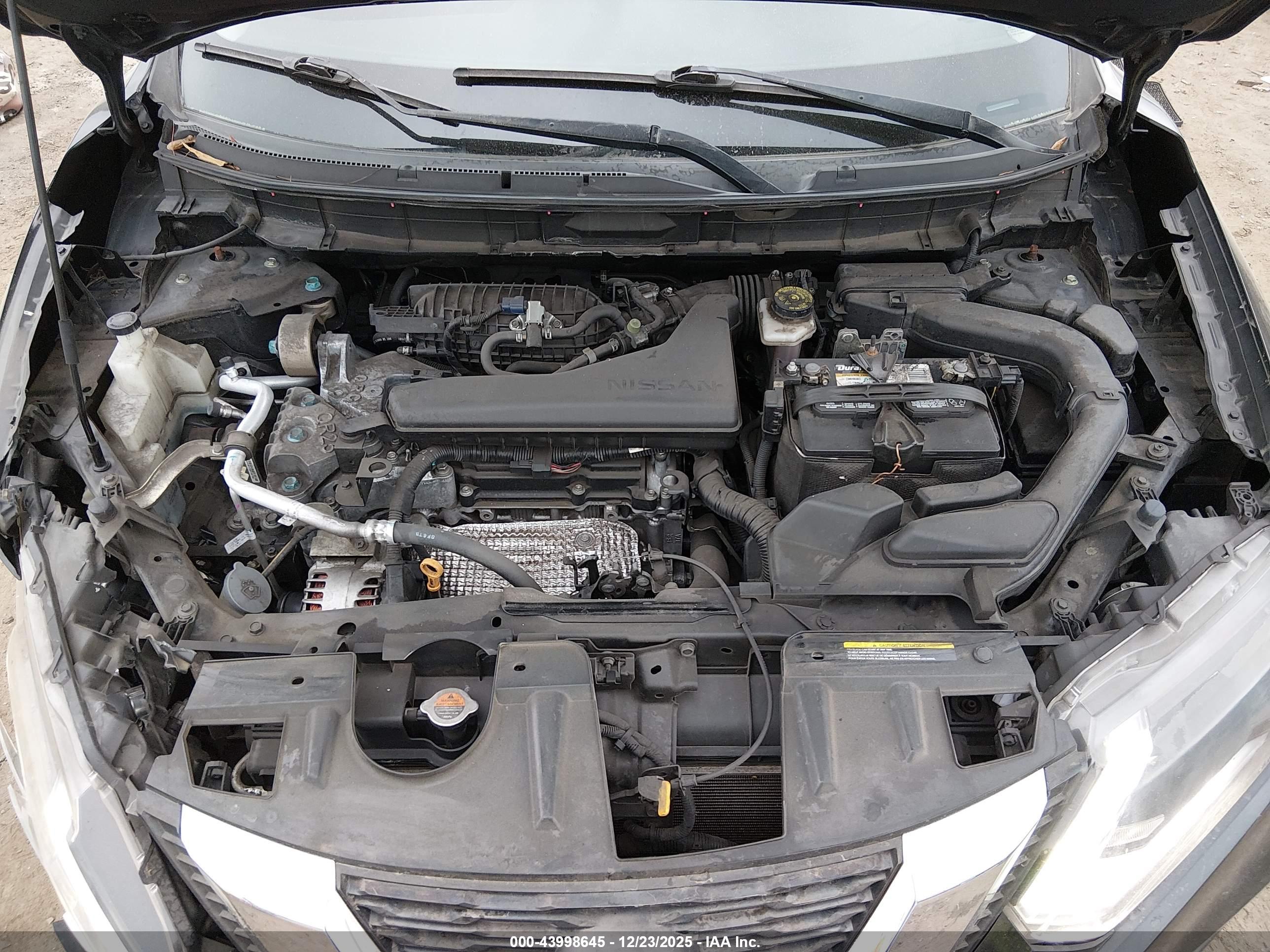 NISSAN ROGUE image 10