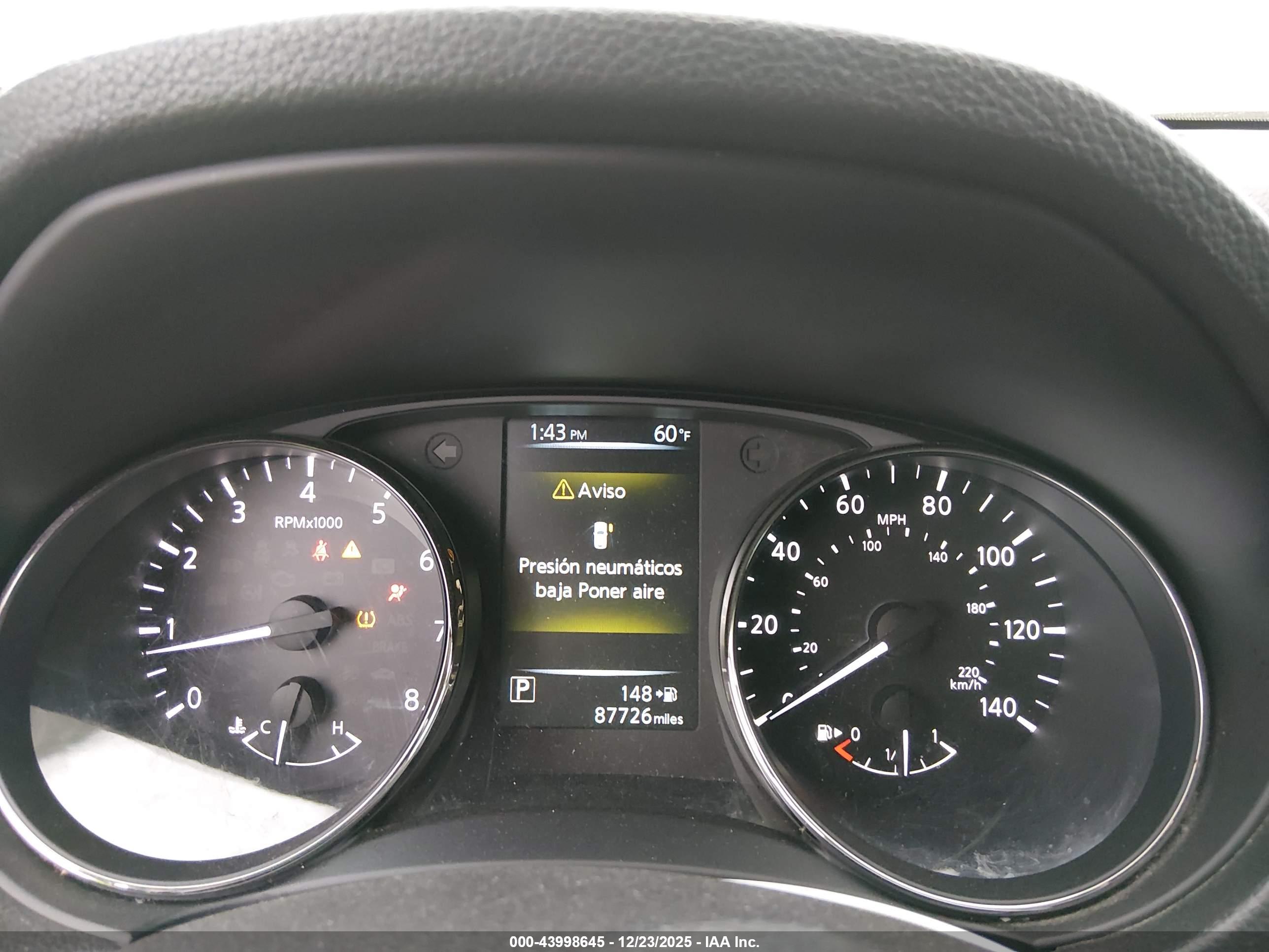 NISSAN ROGUE image 7