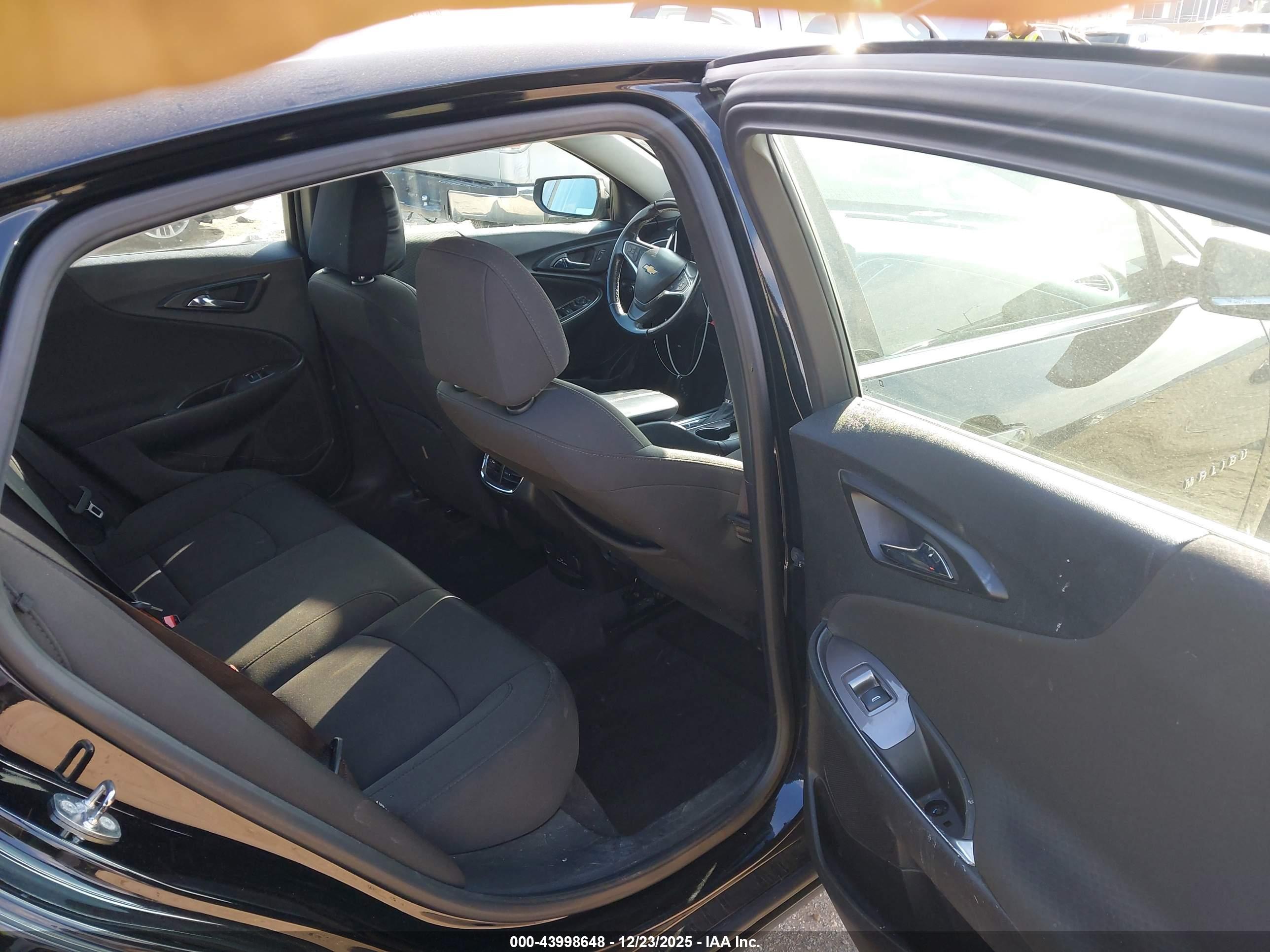CHEVROLET MALIBU image 8