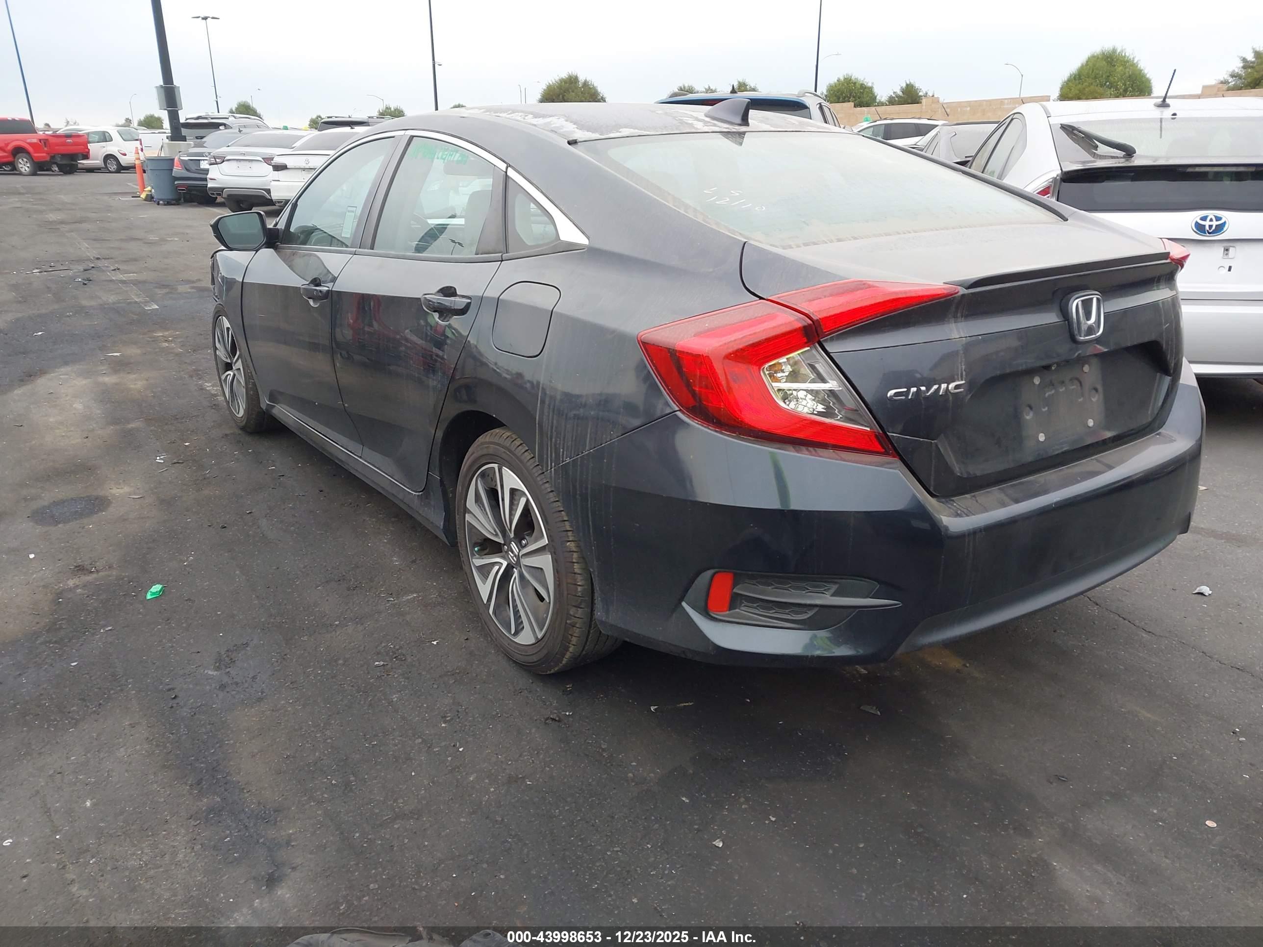 HONDA CIVIC image 3