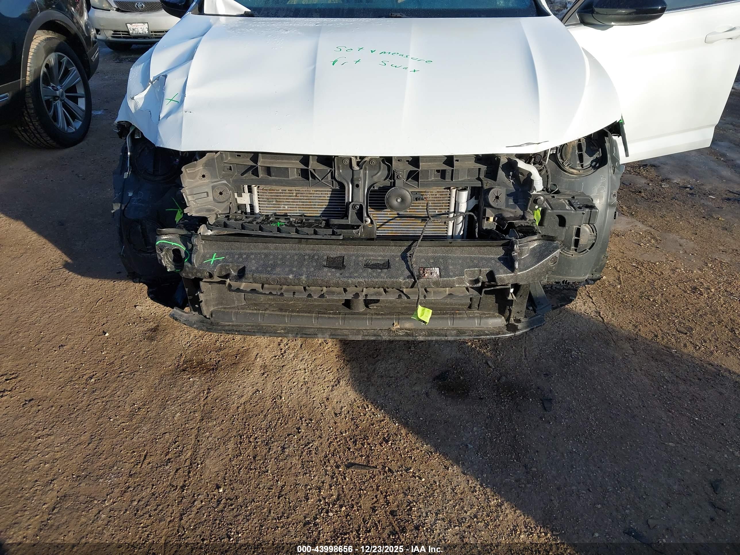 VOLKSWAGEN JETTA image 6