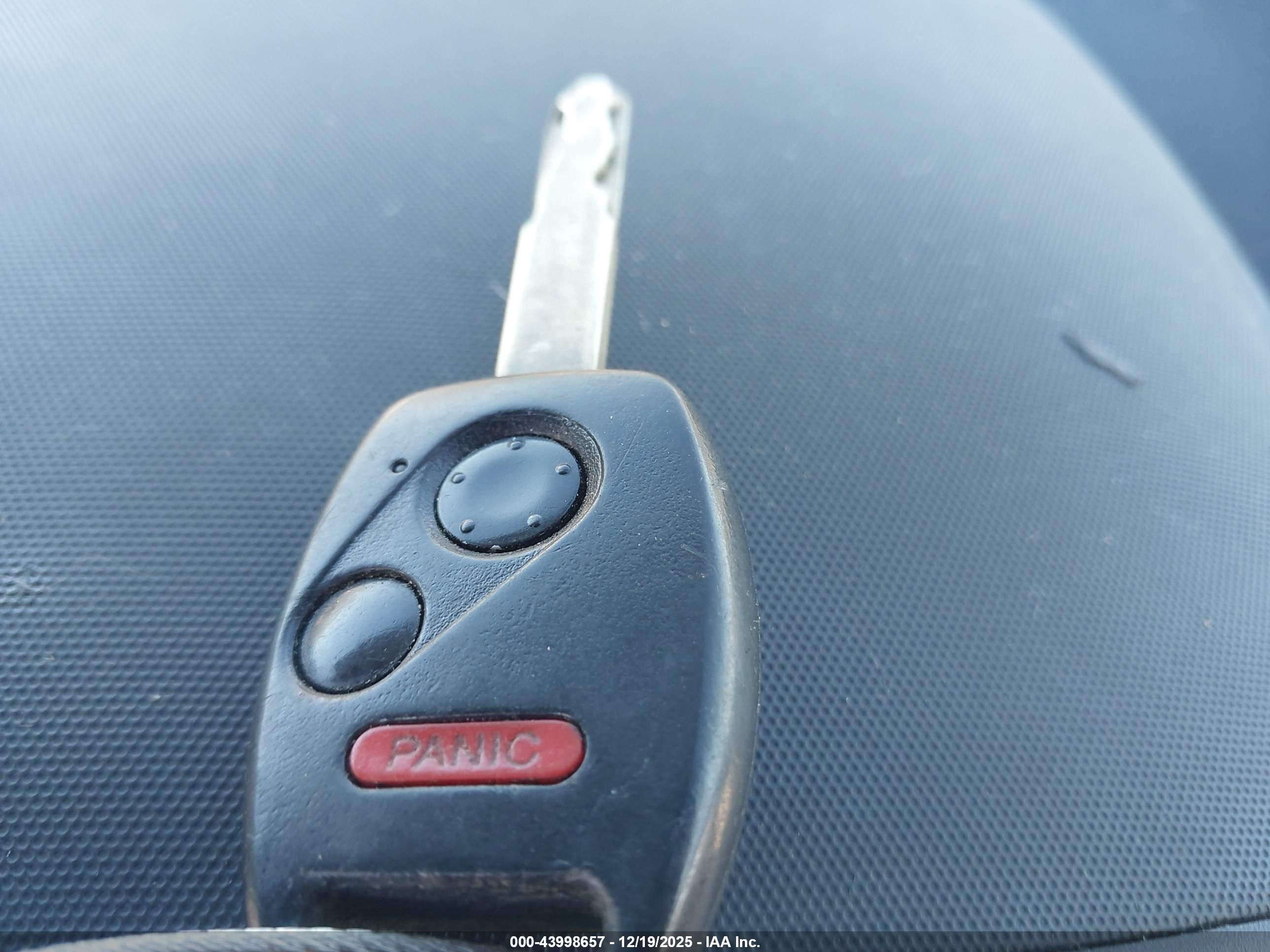 HONDA CR-V image 11