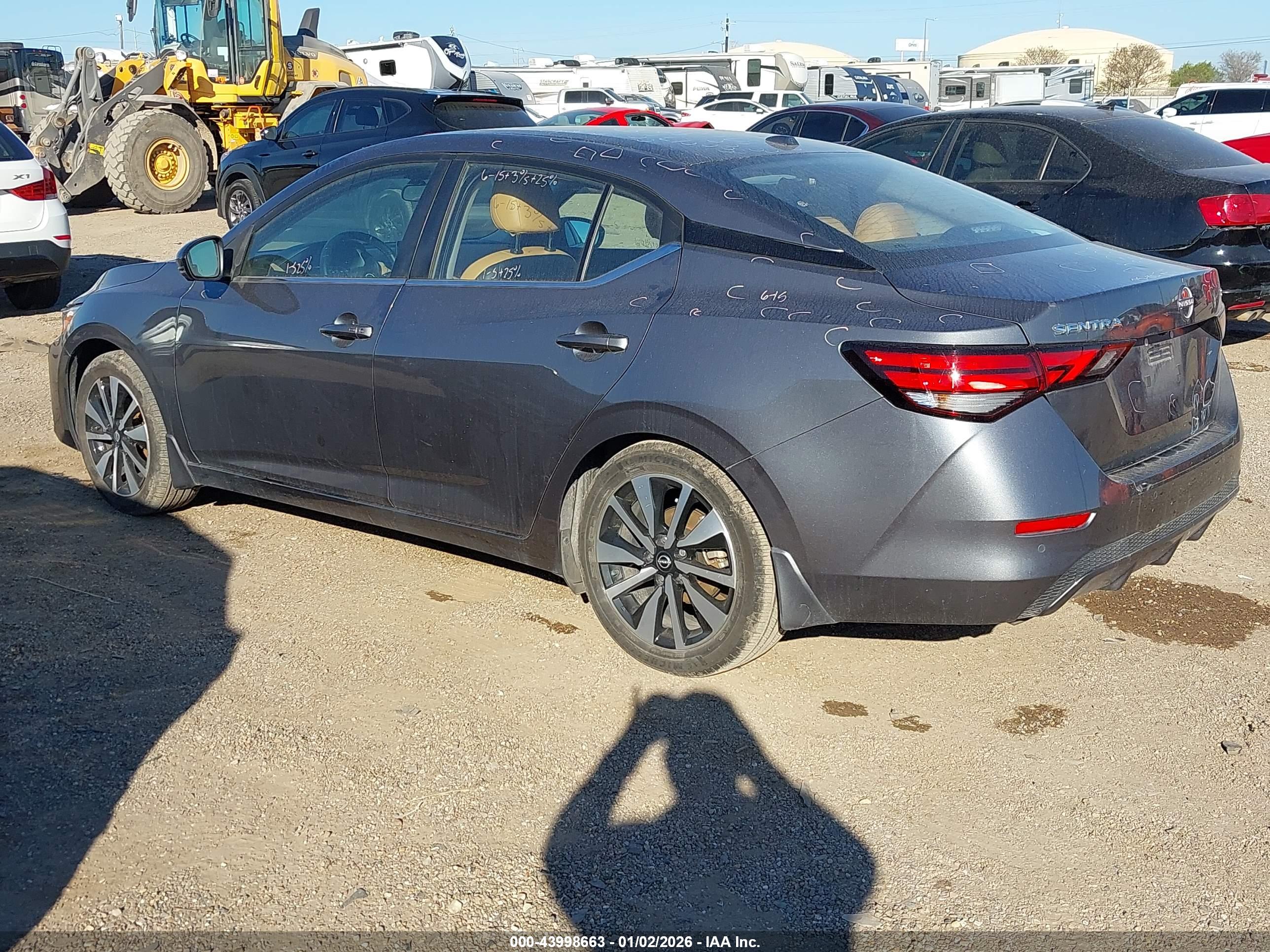 NISSAN SENTRA image 3