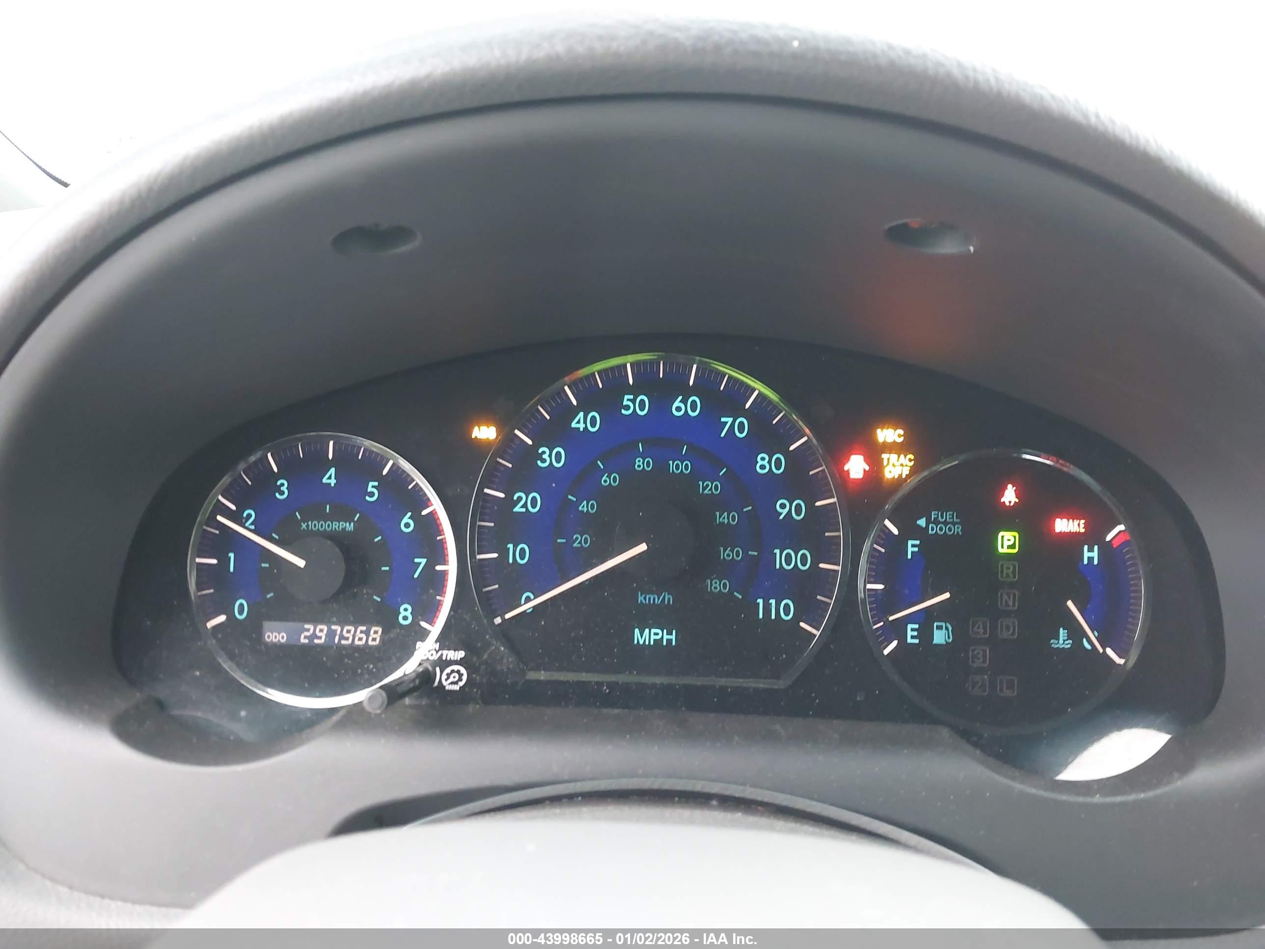 TOYOTA SIENNA image 7